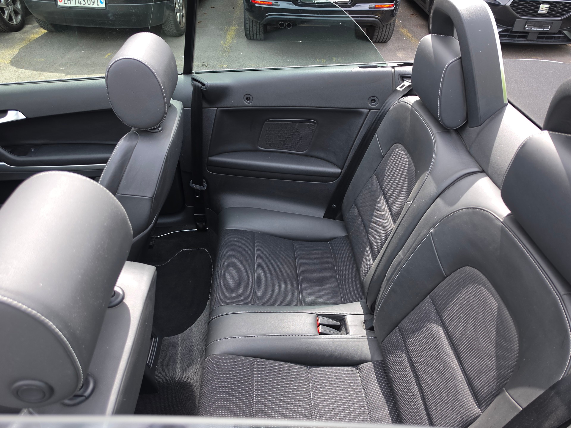 AUDI 1.8 16V T FSI Style-image-4