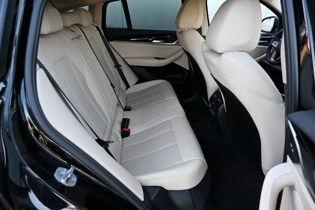 BMW X4 xDrive 48V 20d Steptronic Facelift-image-7