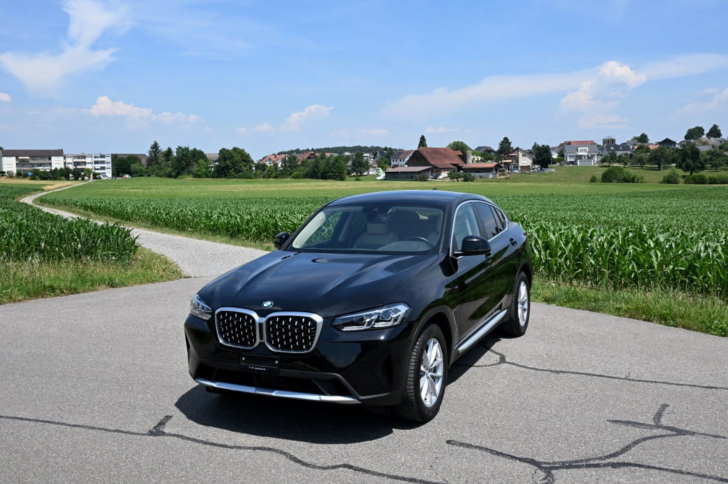 BMW X4 xDrive 48V 20d Steptronic Facelift-image-0
