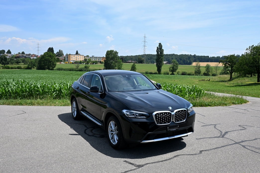 BMW X4 xDrive 48V 20d Steptronic Facelift-image-1