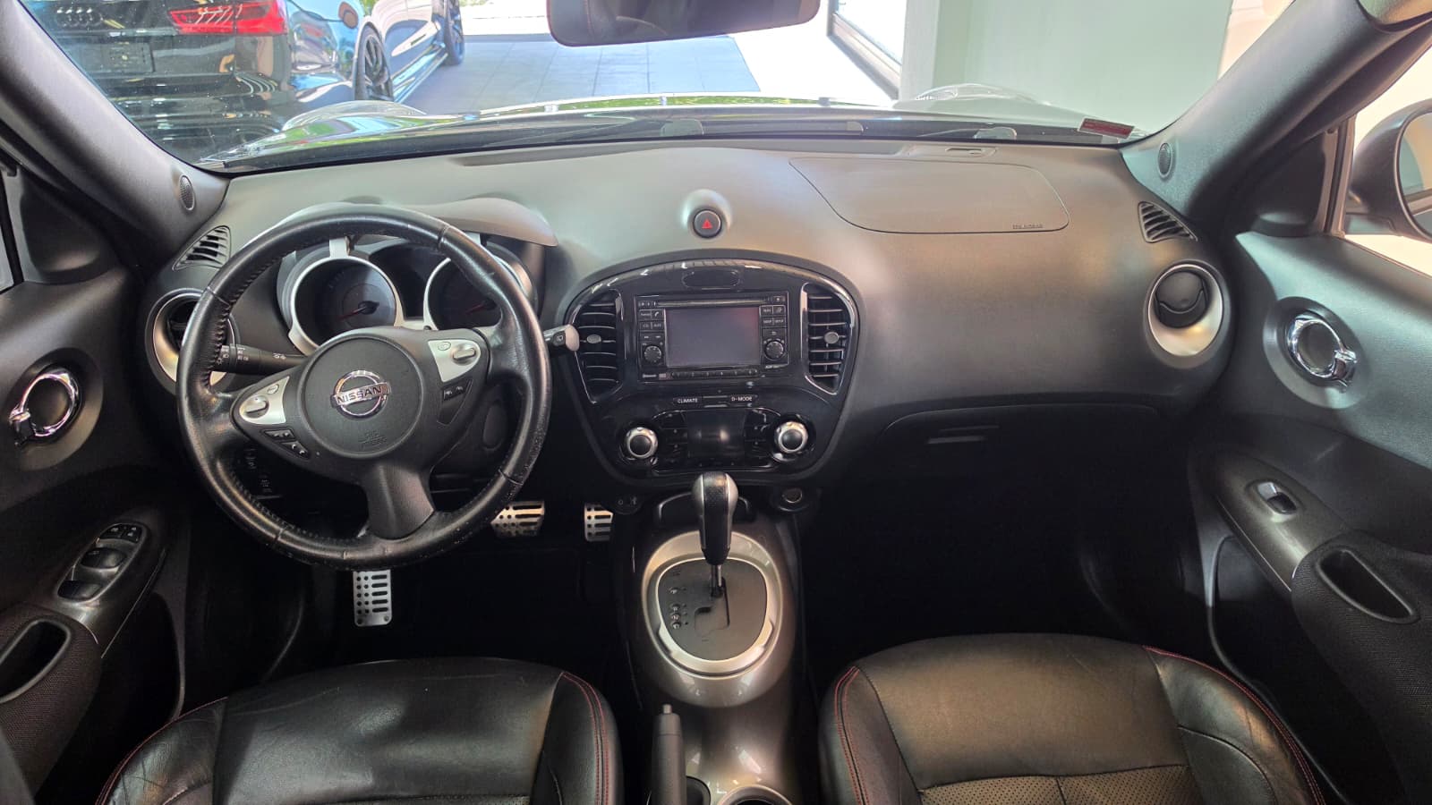 NISSAN Juke 1.6 4WD FRISCH AB MFK-image-6