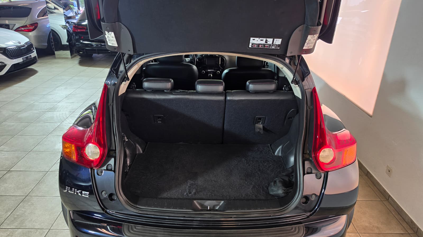 NISSAN Juke 1.6 4WD FRISCH AB MFK-image-12