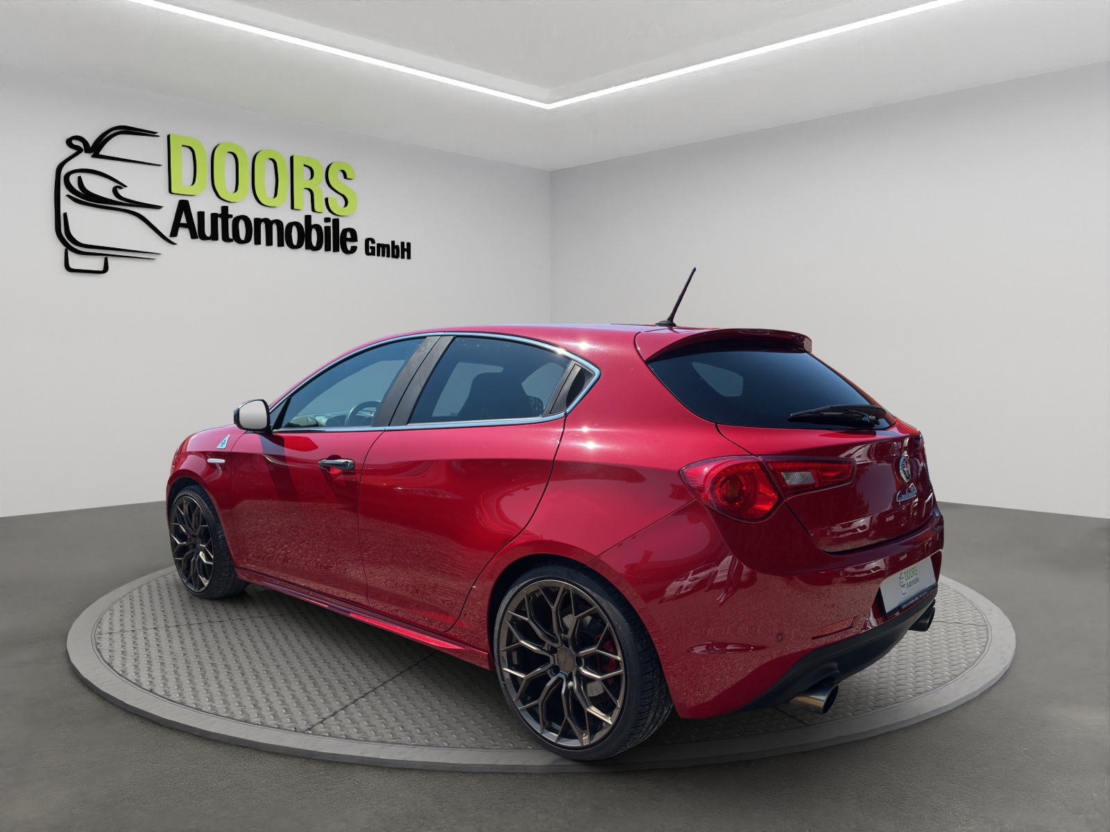 ALFA ROMEO Giulietta 1750 TBi Quadrifoglio Verde TCT-image-5