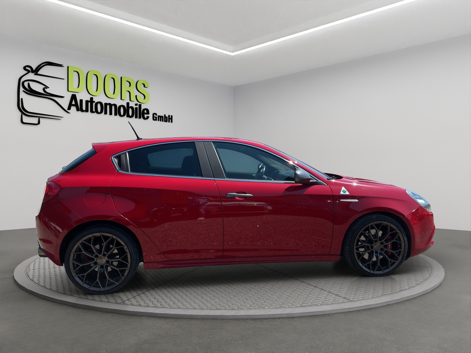 ALFA ROMEO Giulietta 1750 TBi Quadrifoglio Verde TCT-image-8