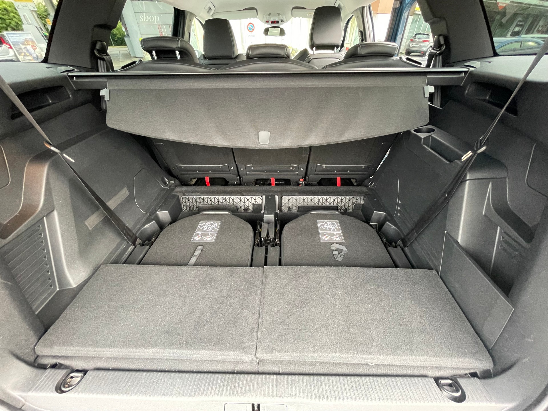 PEUGEOT 5008 1.5 BlueHDi Active-image-6