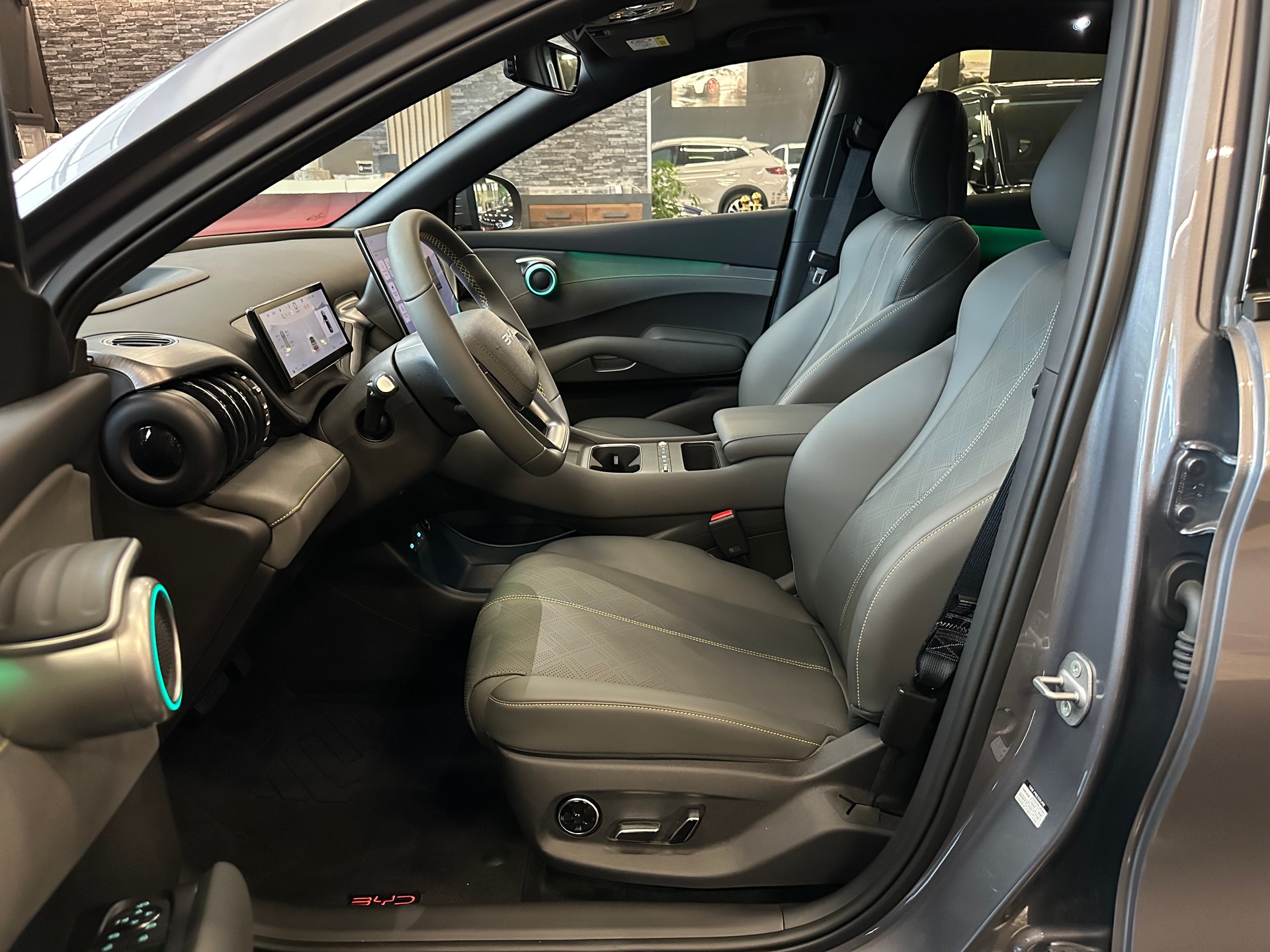 BYD Atto 3 EVO 74.8 kWh Excellence AWD-image-15