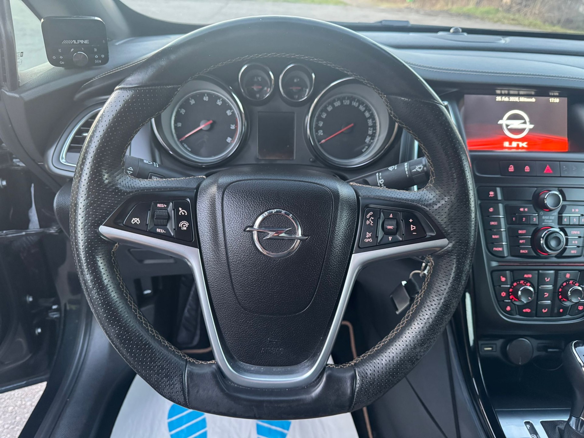 OPEL Cascada 1.6i 16V Cosmo Automat-image-22