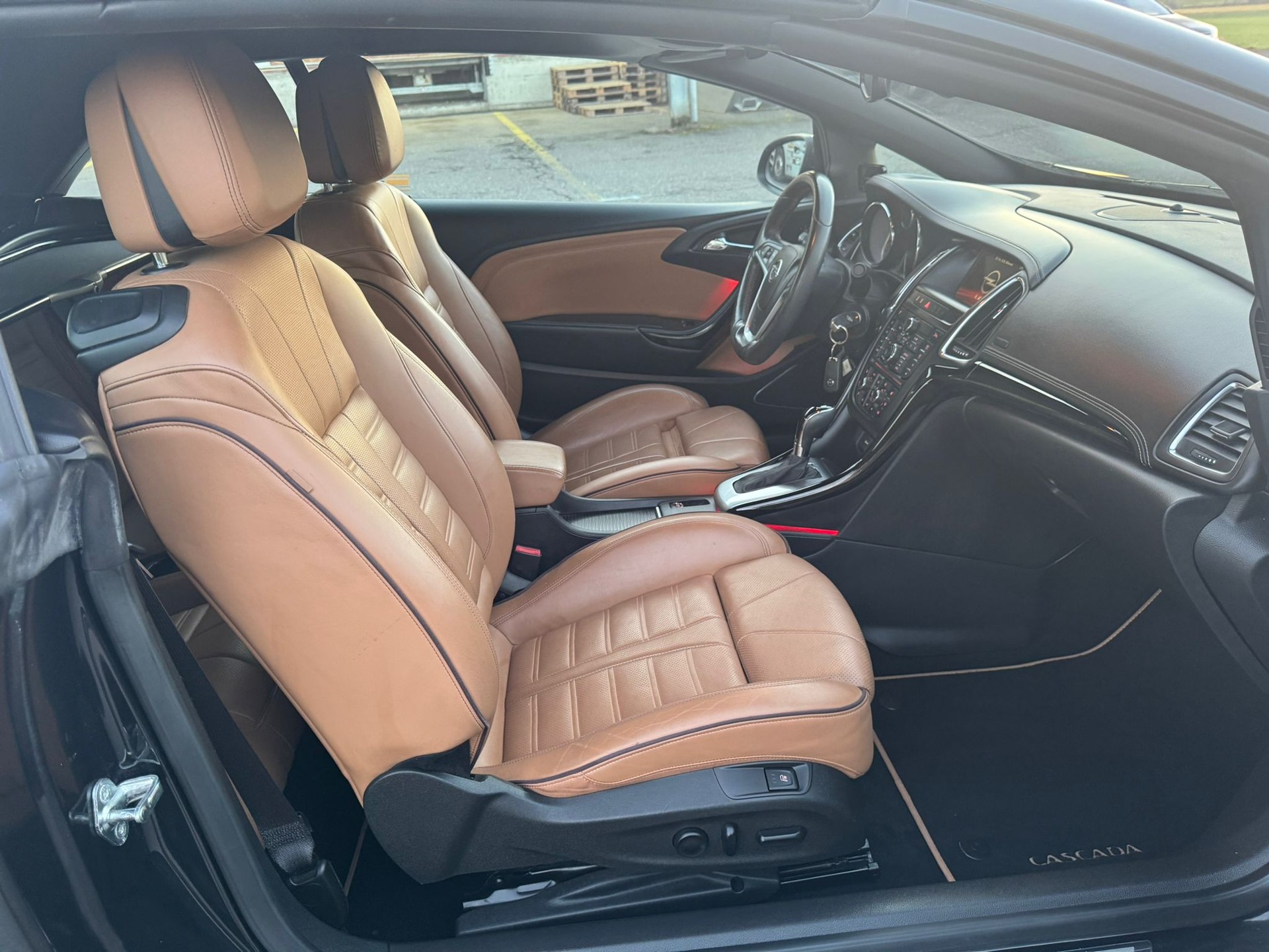 OPEL Cascada 1.6i 16V Cosmo Automat-image-13