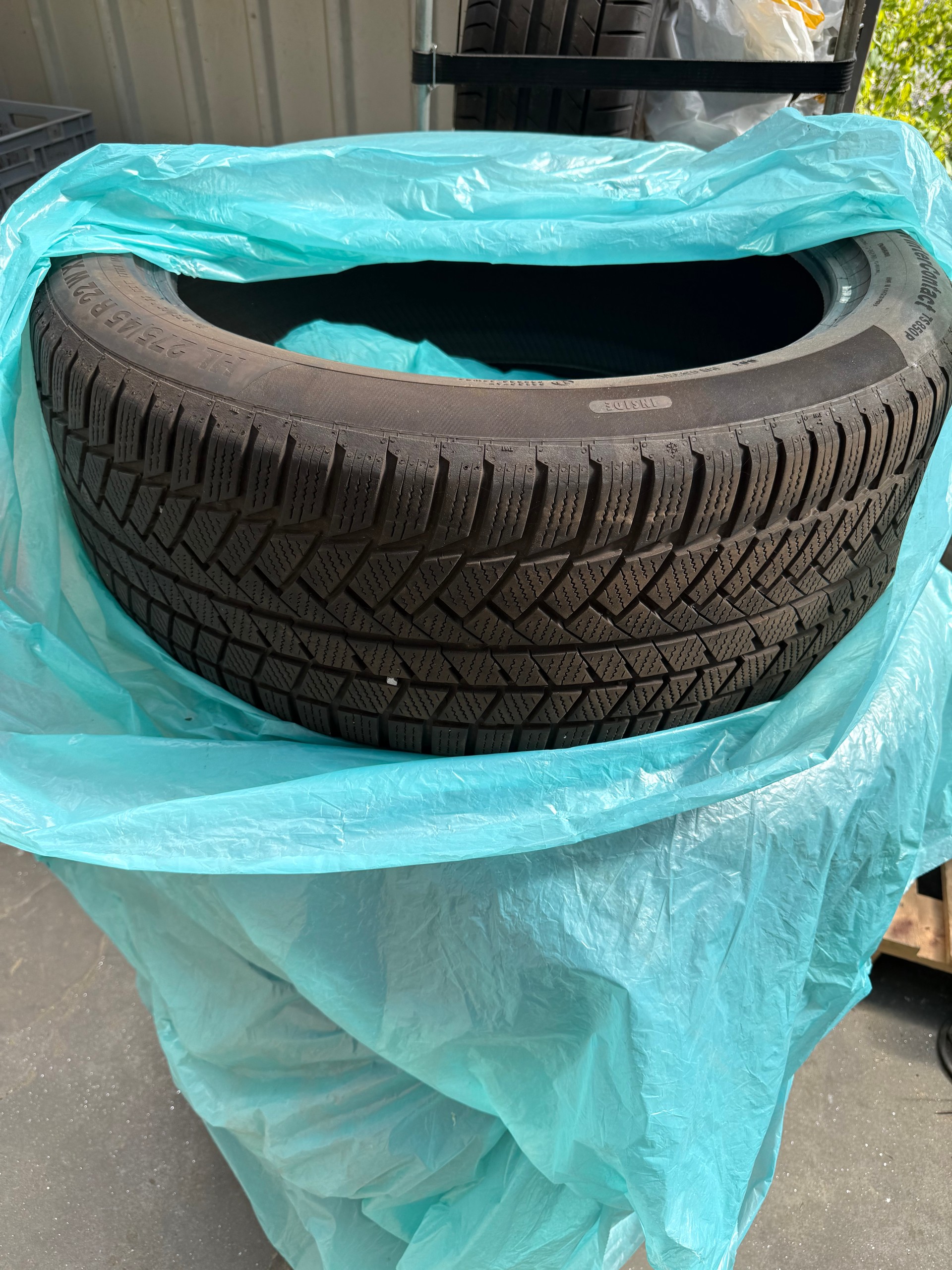 LAND ROVER 2.0 P400e X-Dynamic HSE-image-9