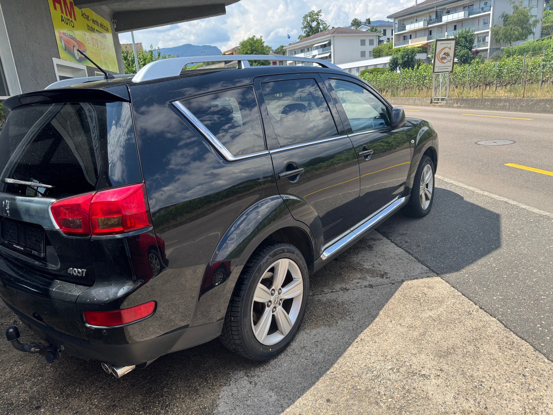 PEUGEOT 4007 2.2 HDi Platinum Edition DCS6-image-2