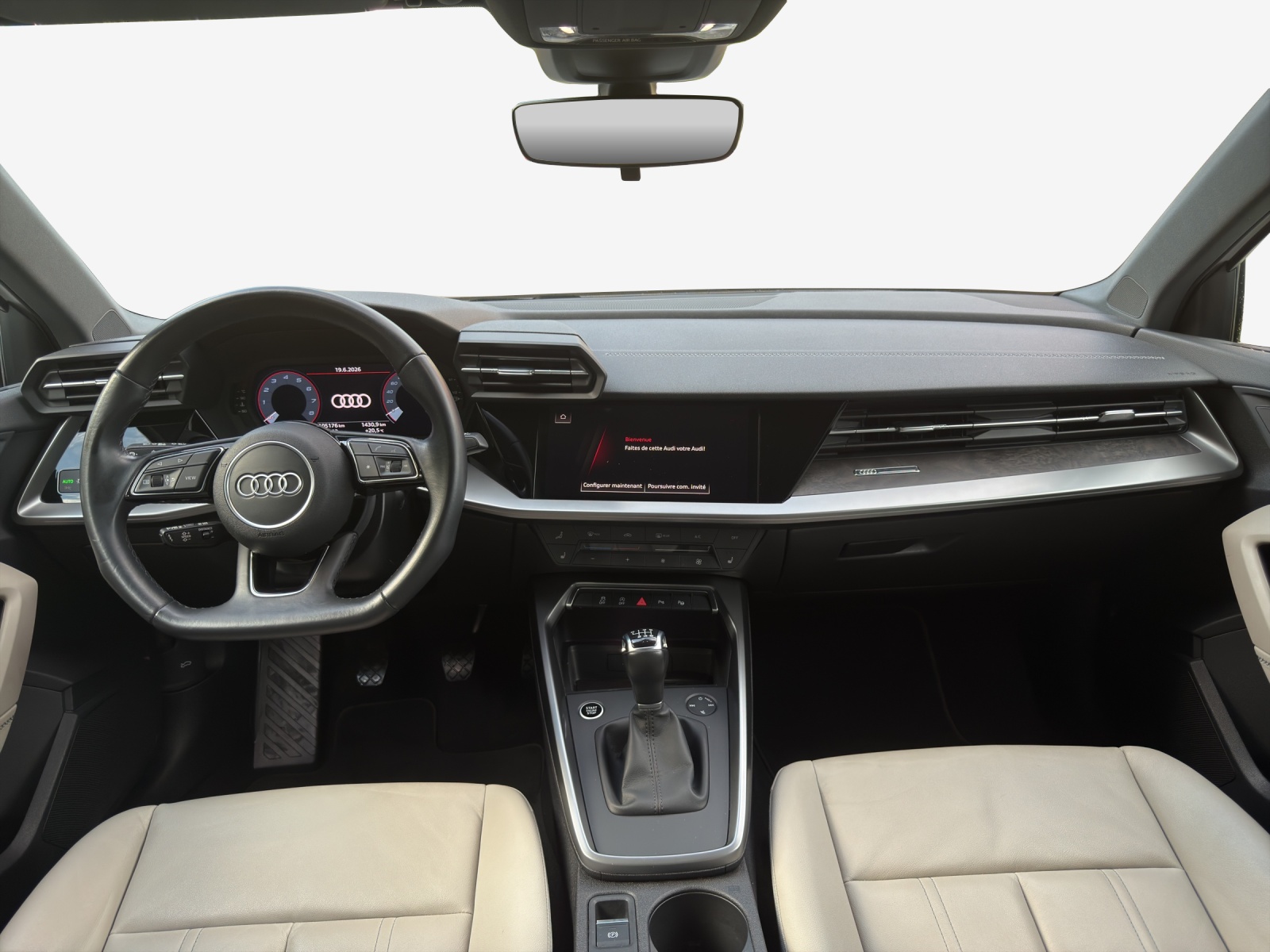 AUDI A3 Limousine 35 TFSI S-Line-image-8
