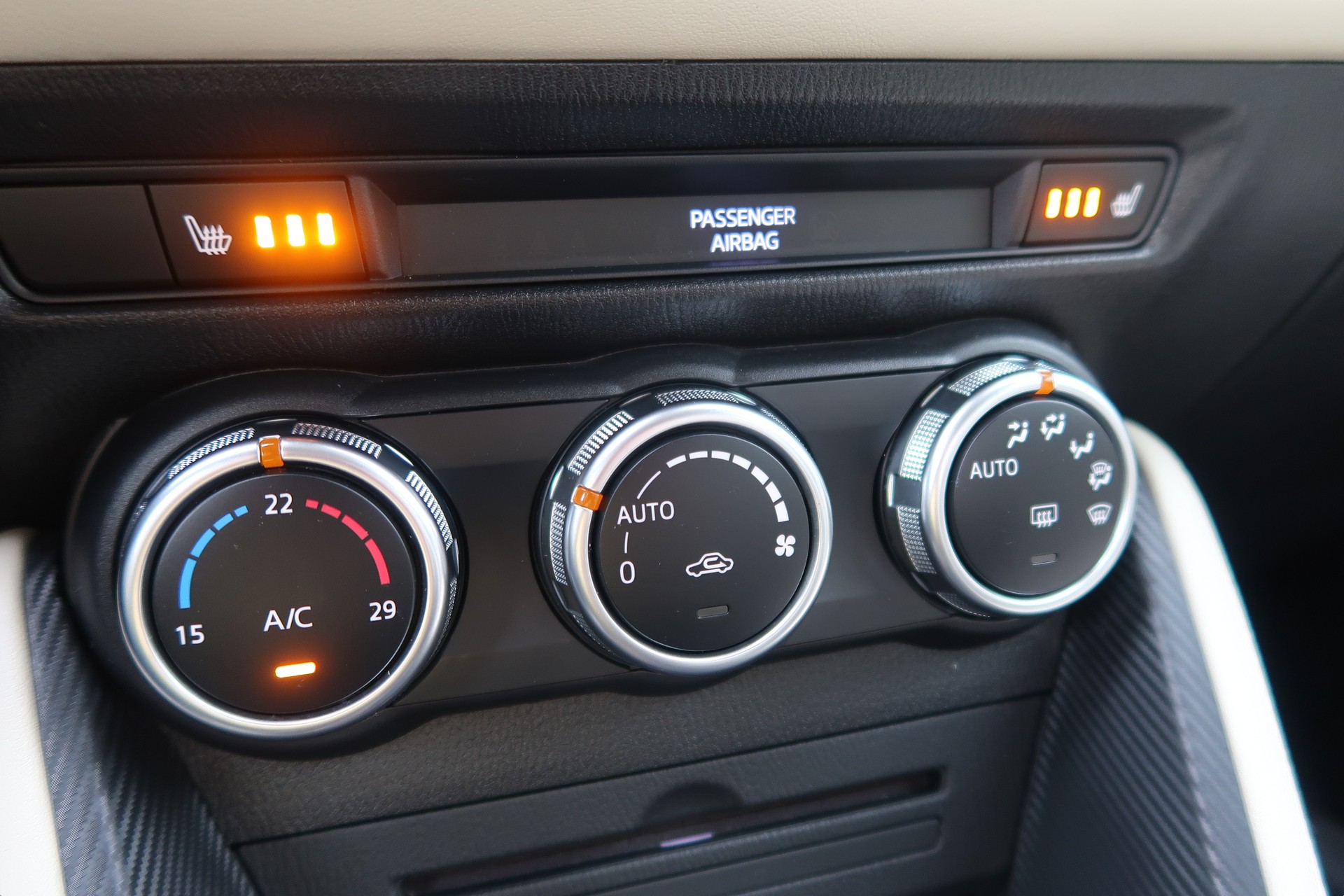 MAZDA 2 1.5i 16V Skyactiv-G Ambition Drive-image-20