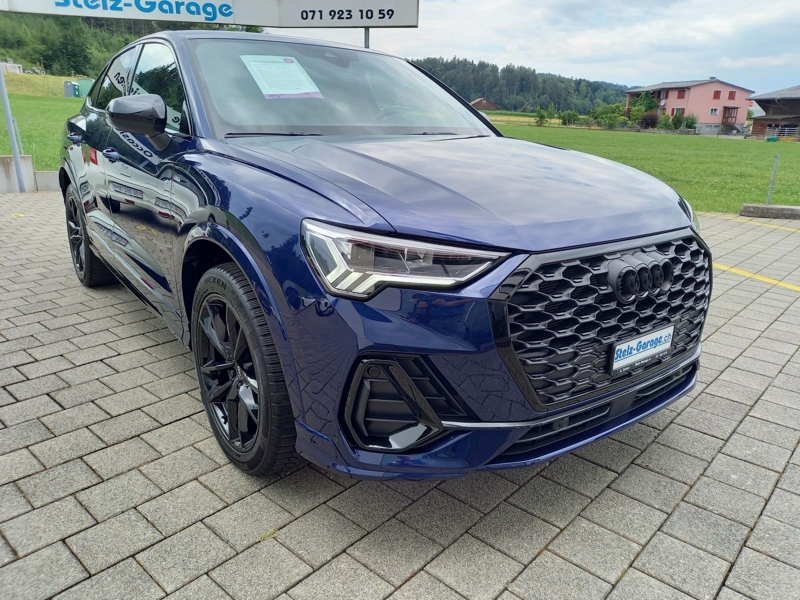 AUDI Q3 35 TFSI S line S-tronic **Sportback**-image-3