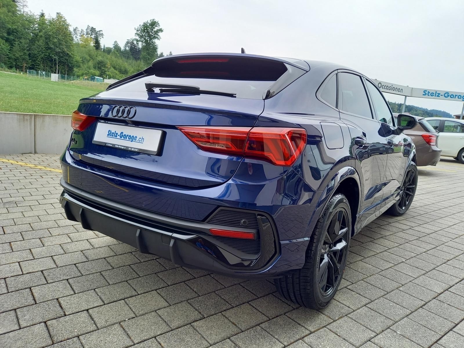 AUDI Q3 35 TFSI S line S-tronic **Sportback**-showroom-element-1