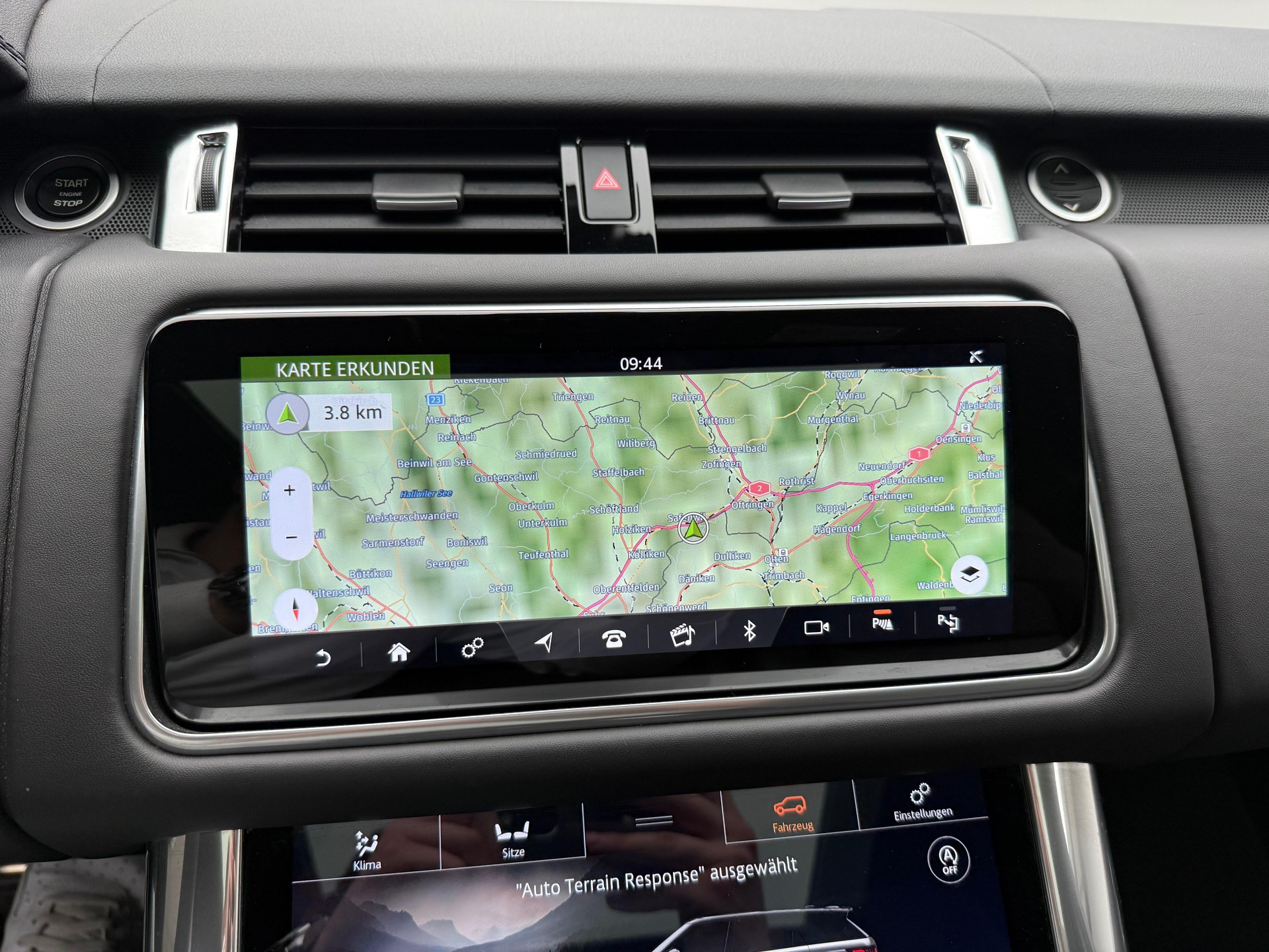 LAND ROVER Range Rover Sport 3.0 SDV6 HSE Dynamic-image-12