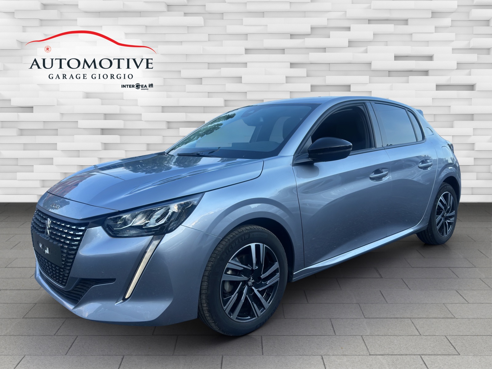 PEUGEOT 208 1.2 PureTech Allure Pack EAT8-image-0