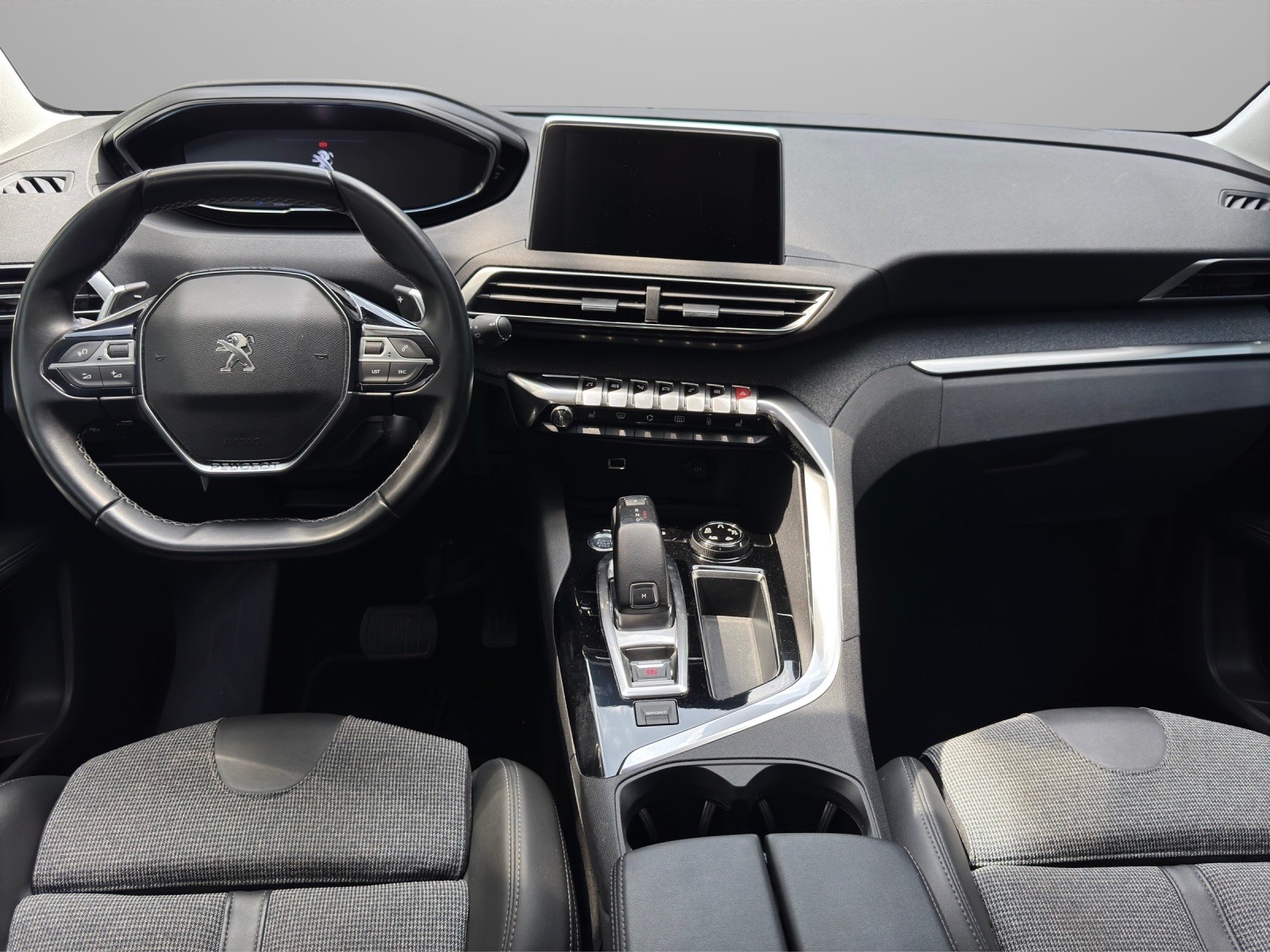 PEUGEOT 5008 1.5 BlueHDi Allure EAT-image-8