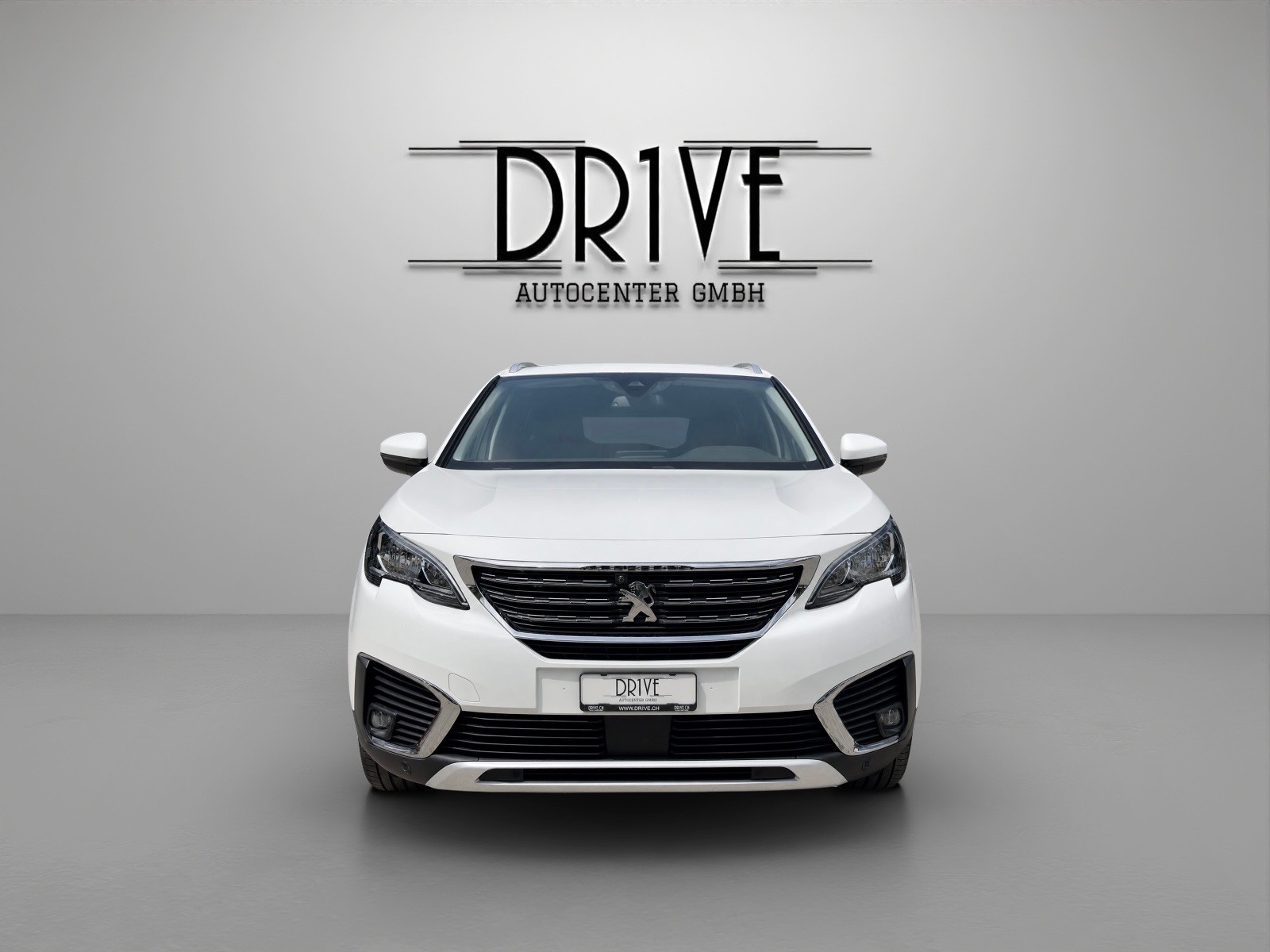 PEUGEOT 5008 1.5 BlueHDi Allure EAT-showroom-element-1