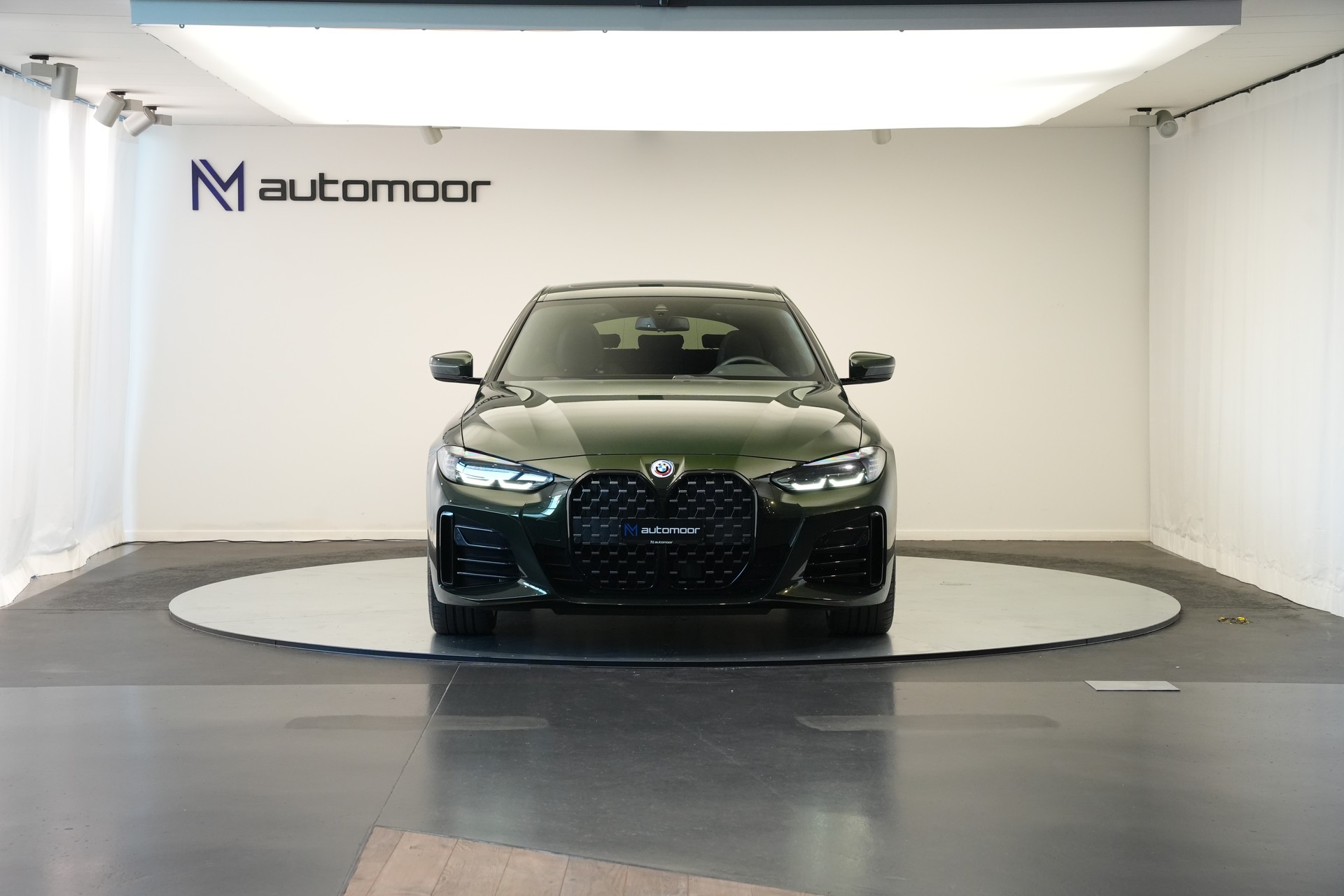 BMW 430i Gran Coupé M Sport PRO Steptronic *Carbon* *Sanremo grün* *50 Jahre* *Glasdach*-image-1