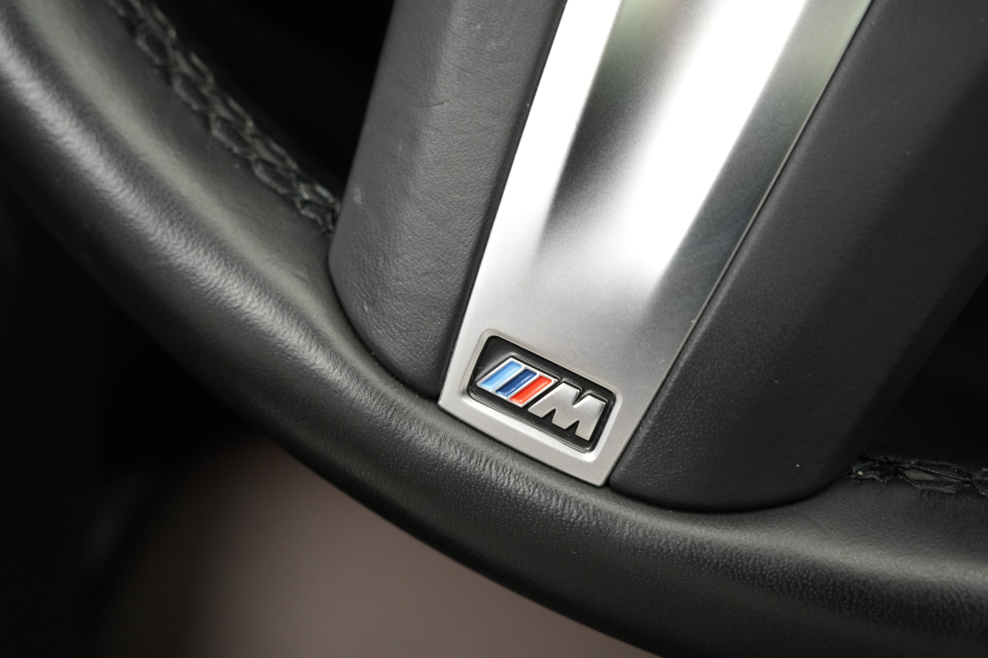BMW 430i Gran Coupé M Sport PRO Steptronic *Carbon* *Sanremo grün* *50 Jahre* *Glasdach*-image-23