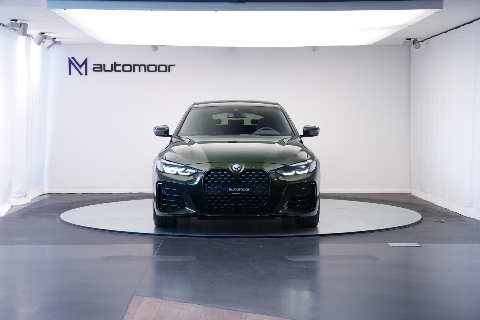 BMW 430i Gran Coupé M Sport PRO Steptronic *Carbon* *Sanremo grün* *50 Jahre* *Glasdach*-image-1