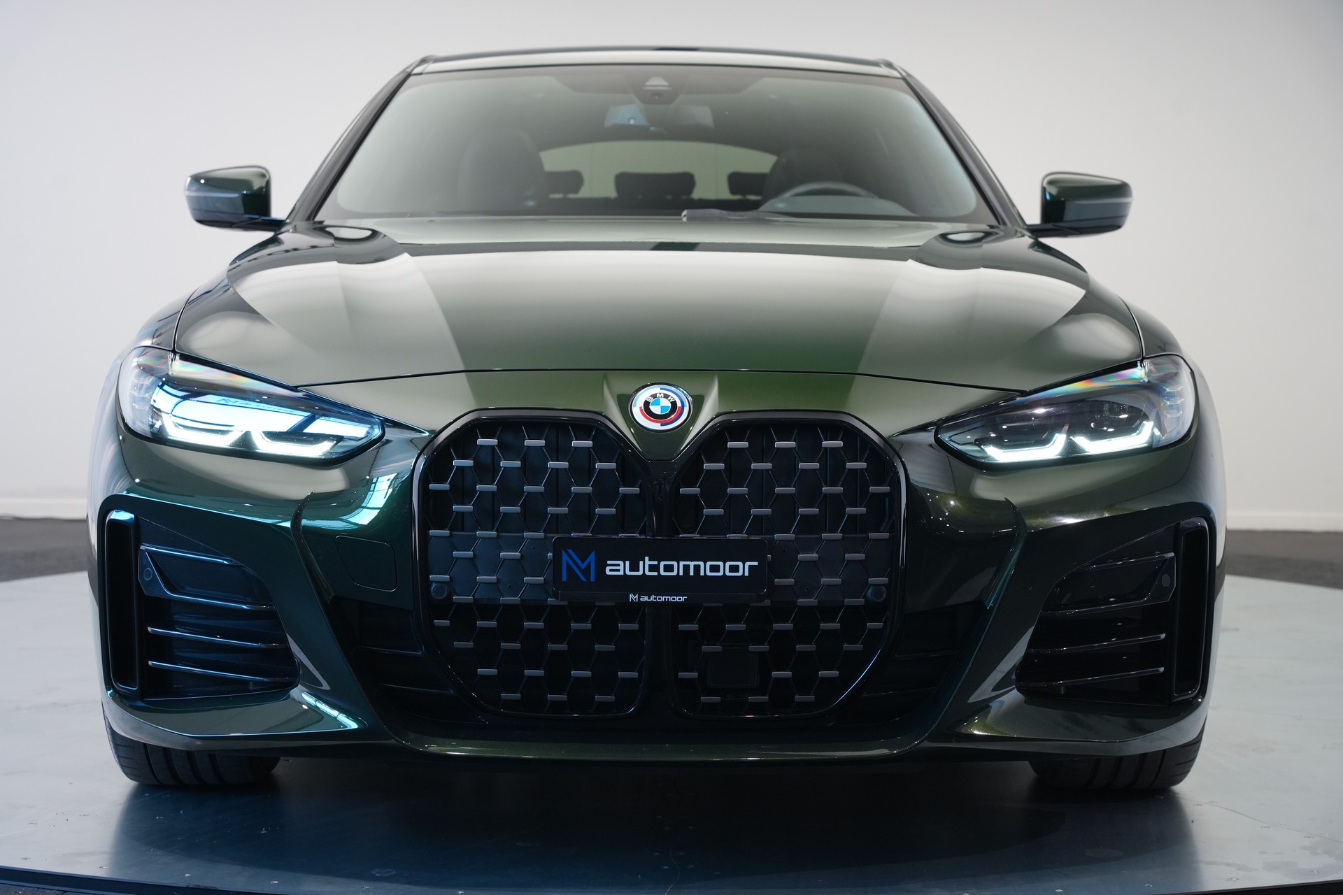 BMW 430i Gran Coupé M Sport PRO Steptronic *Carbon* *Sanremo grün* *50 Jahre* *Glasdach*-image-45