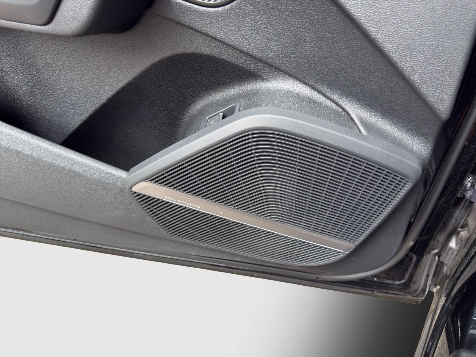 AUDI Q5 45 TFSI sport quattro S-tronic-image-15