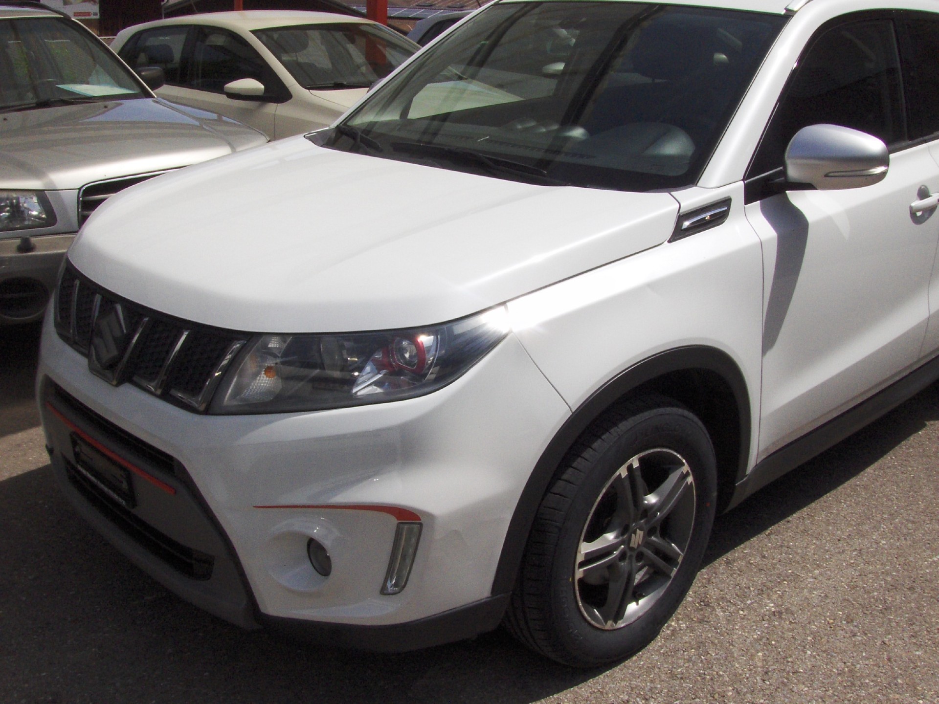 SUZUKI Vitara 1.4 Boosterjet Compact Top Automatic-image-0