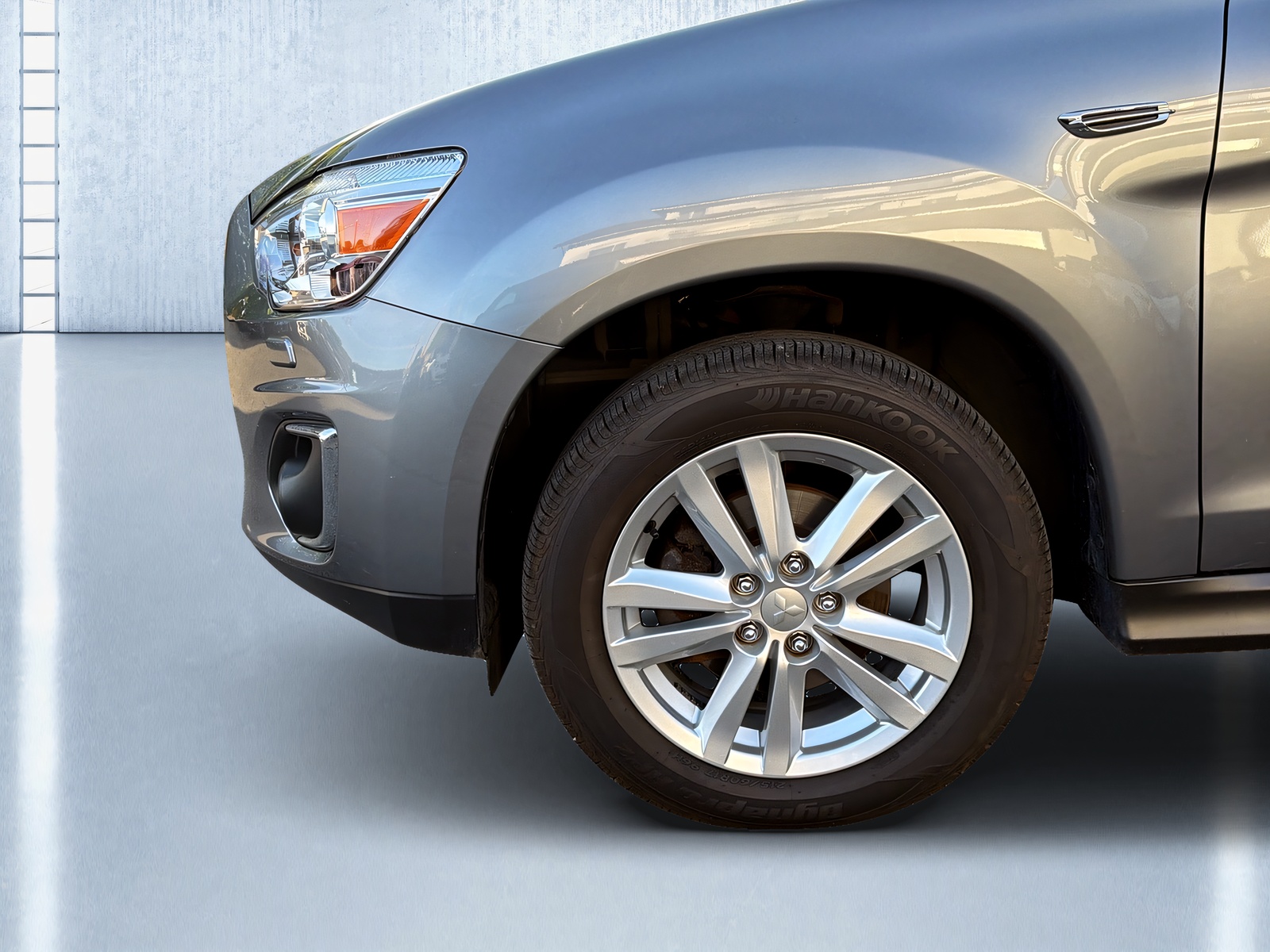 MITSUBISHI ASX 2.2 DID Intense 4WD Automatic-image-8