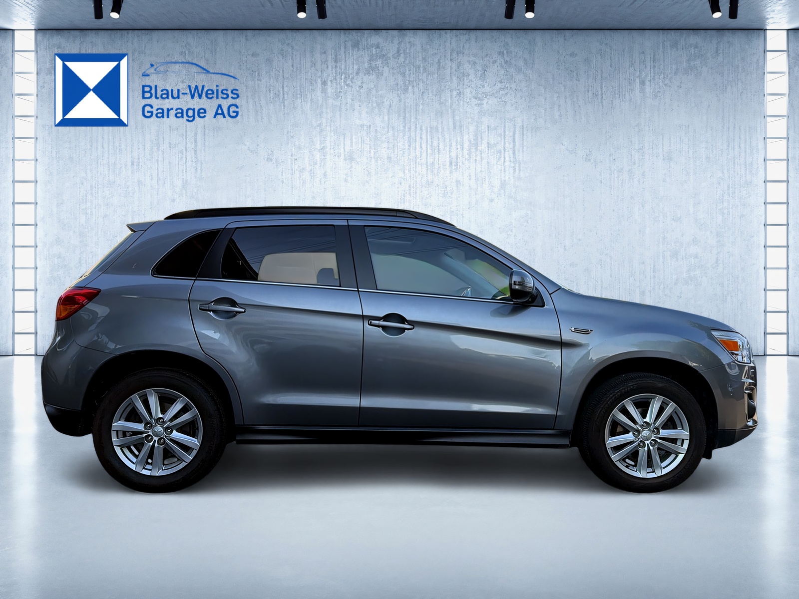 MITSUBISHI ASX 2.2 DID Intense 4WD Automatic-image-3