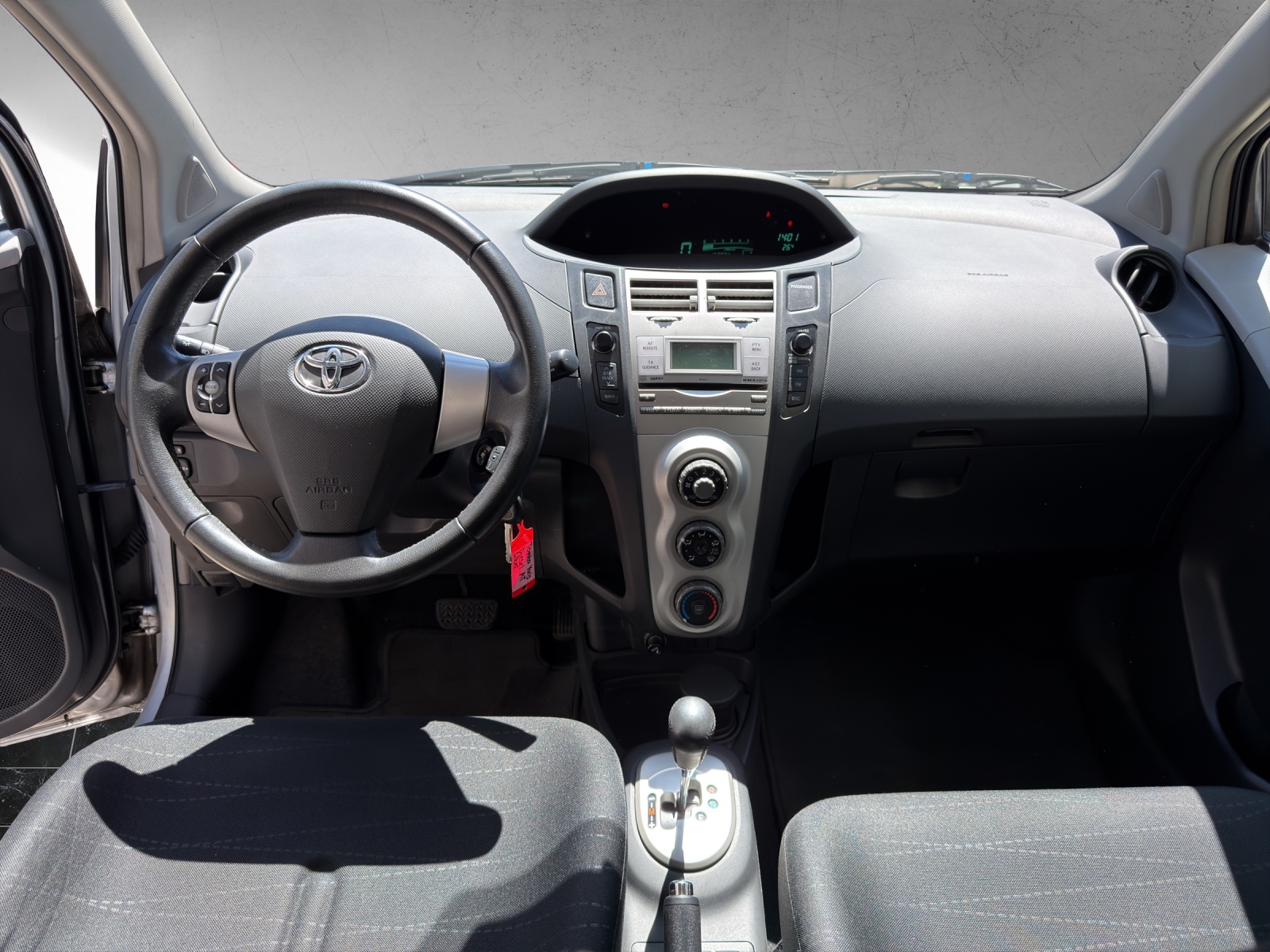 TOYOTA Yaris 1.4 D-4D City Multimode-image-7