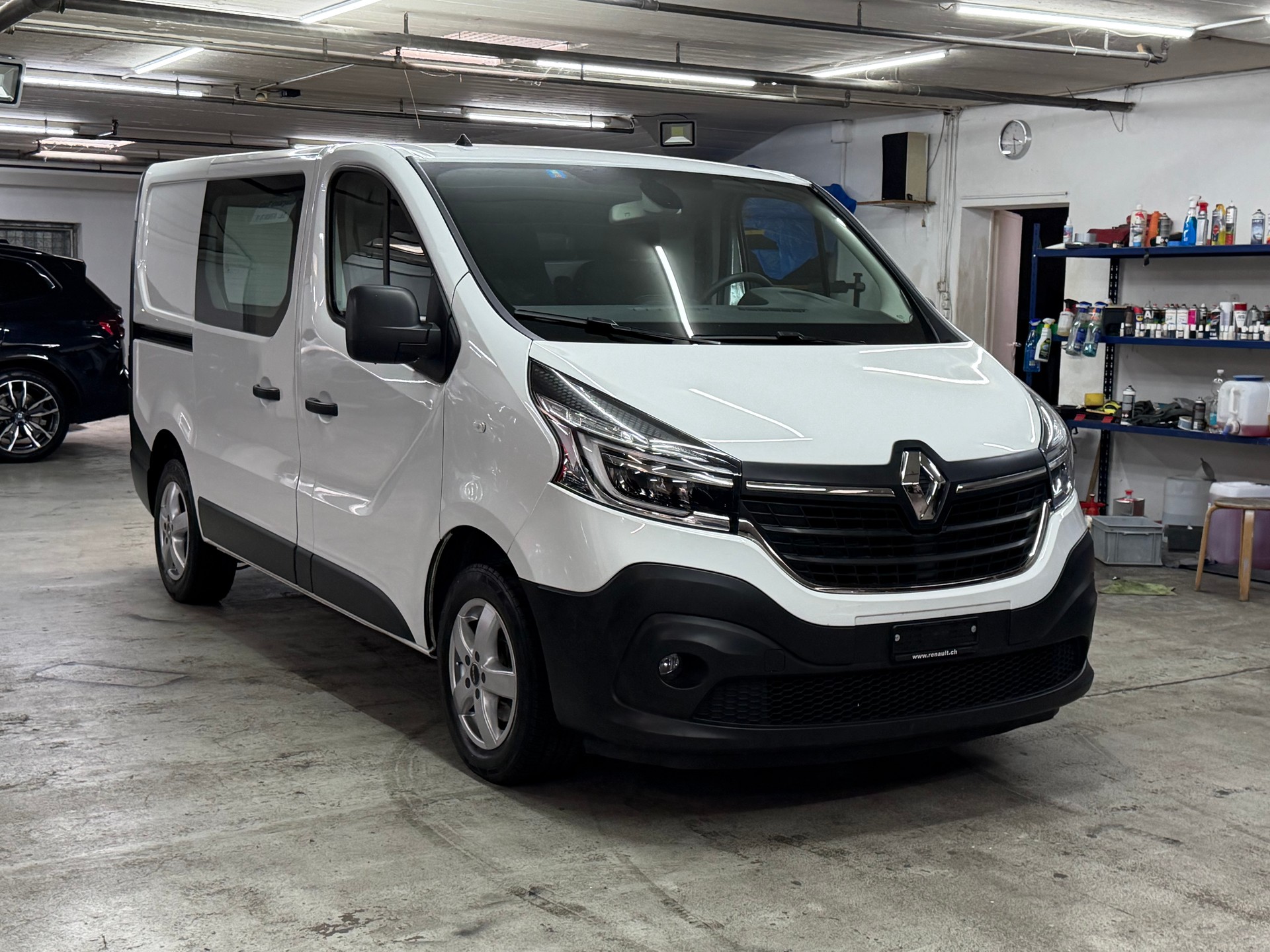 RENAULT Trafic 2.0 dCi 120 3.0t Business L1H1-image-0