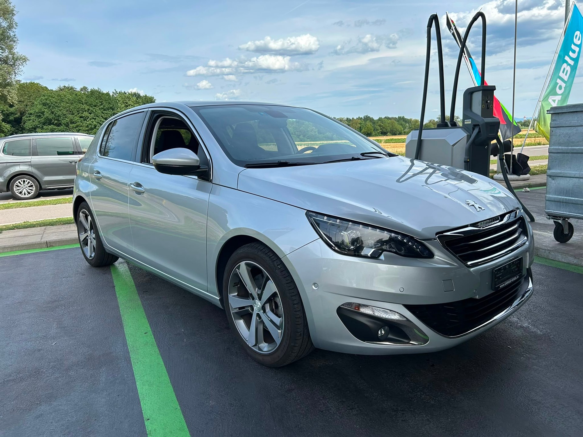 PEUGEOT 308 1.6 THP Féline-image-0