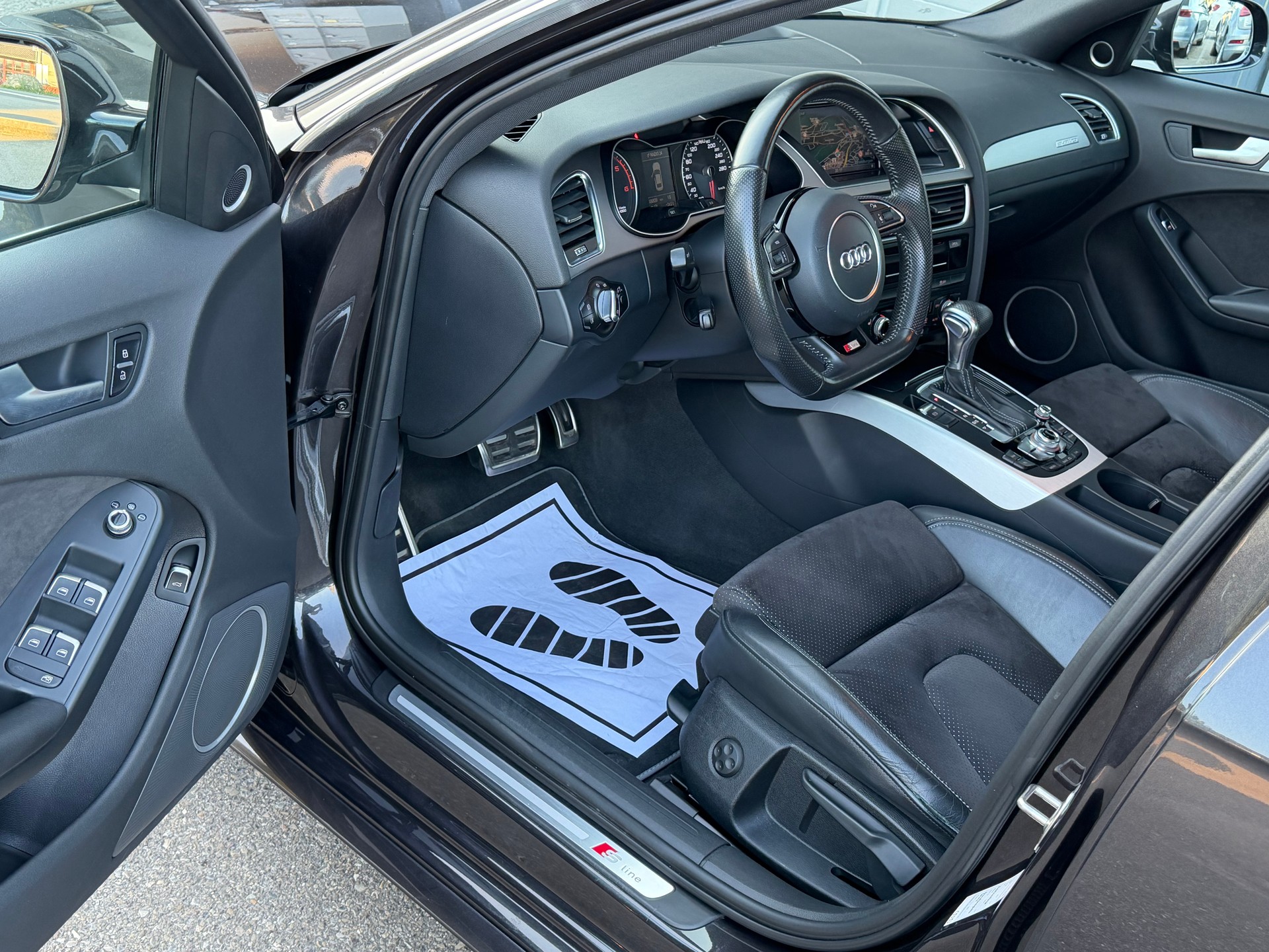 AUDI 3.0 TDI Quattro 245PS, 3xS-Line-image-7