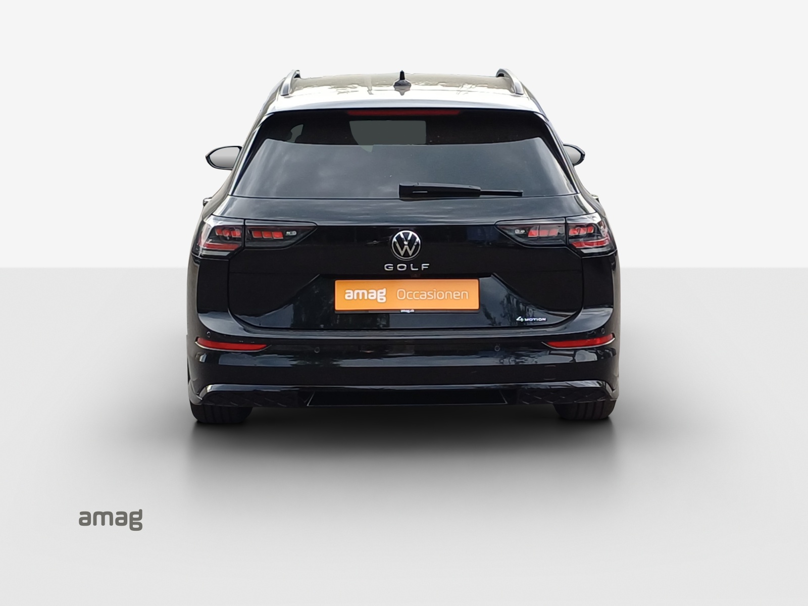 VW Golf Variant 2.0 TSI R-Line DSG 4 Motion-image-3