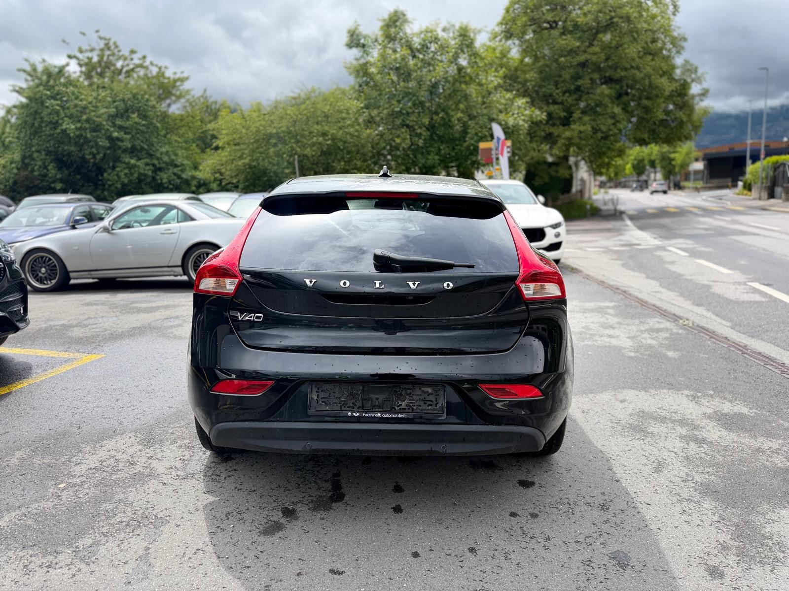VOLVO V40 D2 Momentum-image-4