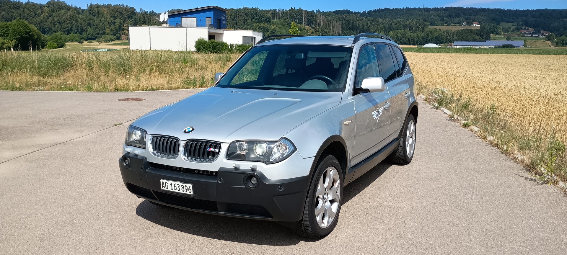 BMW 30i-image-0