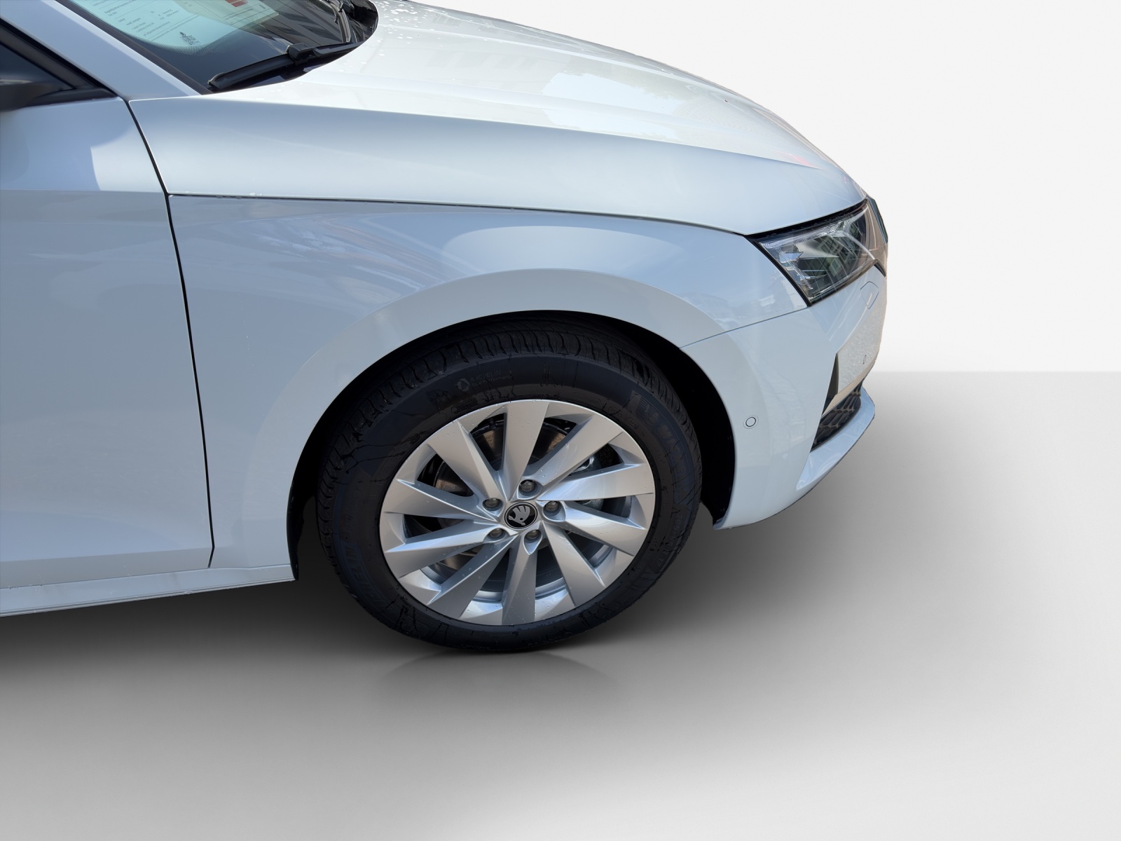 SKODA Octavia Combi 2.0 TDI DSG Selection-image-14