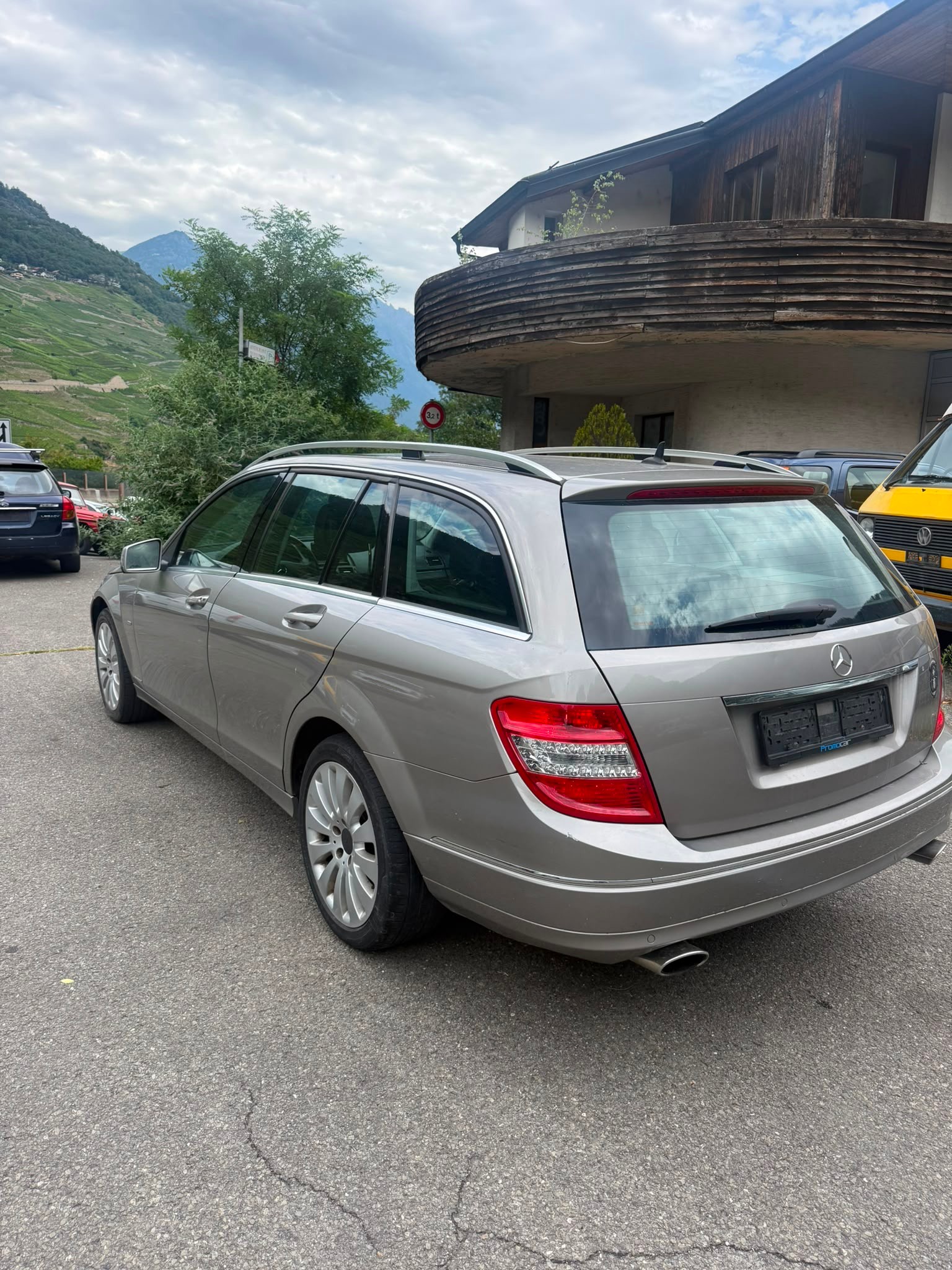 MERCEDES-BENZ C 350 CDI (320 CDI) Avantgarde 4Matic 7G-Tronic-image-5