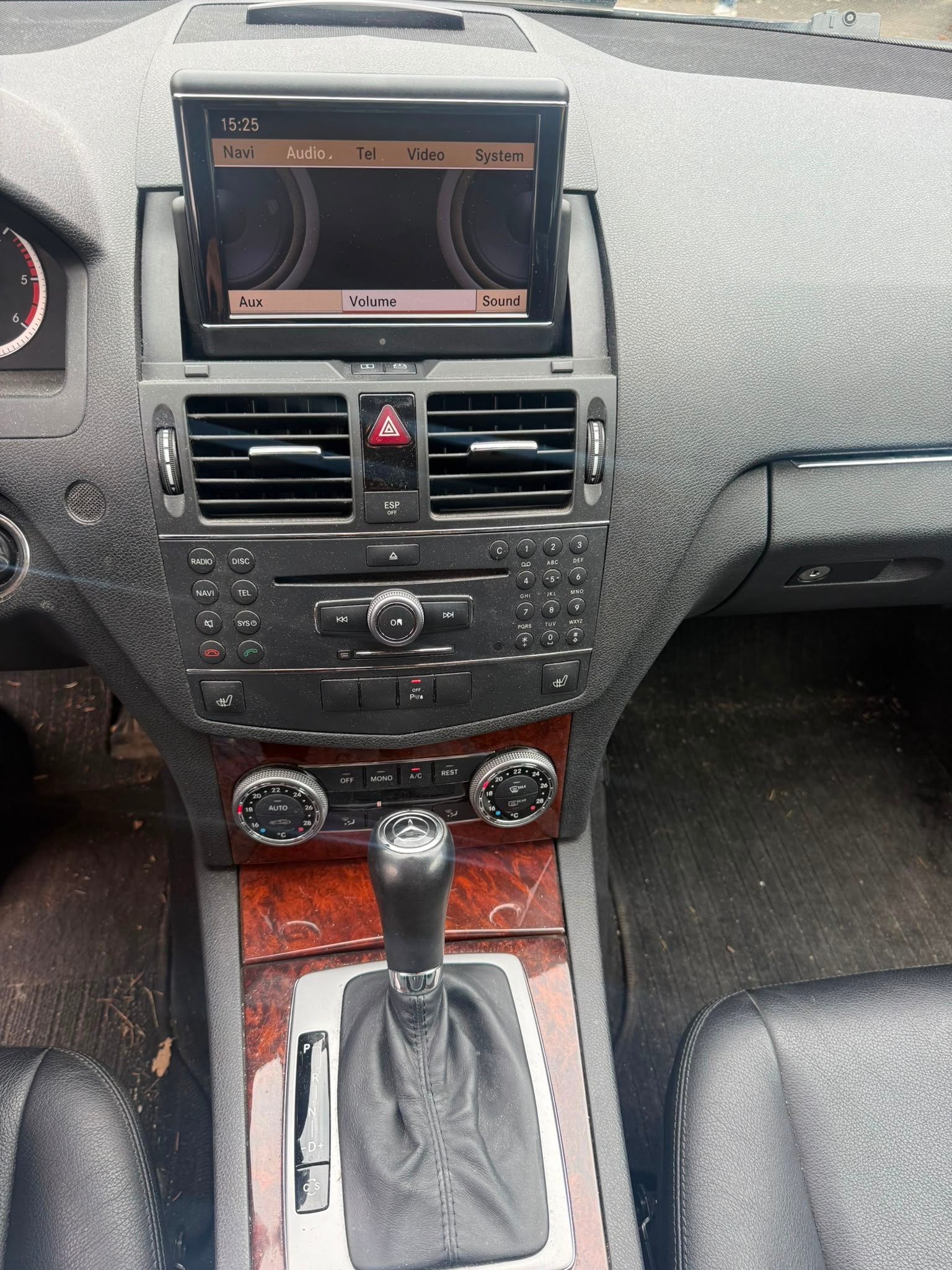 MERCEDES-BENZ C 350 CDI (320 CDI) Avantgarde 4Matic 7G-Tronic-image-9