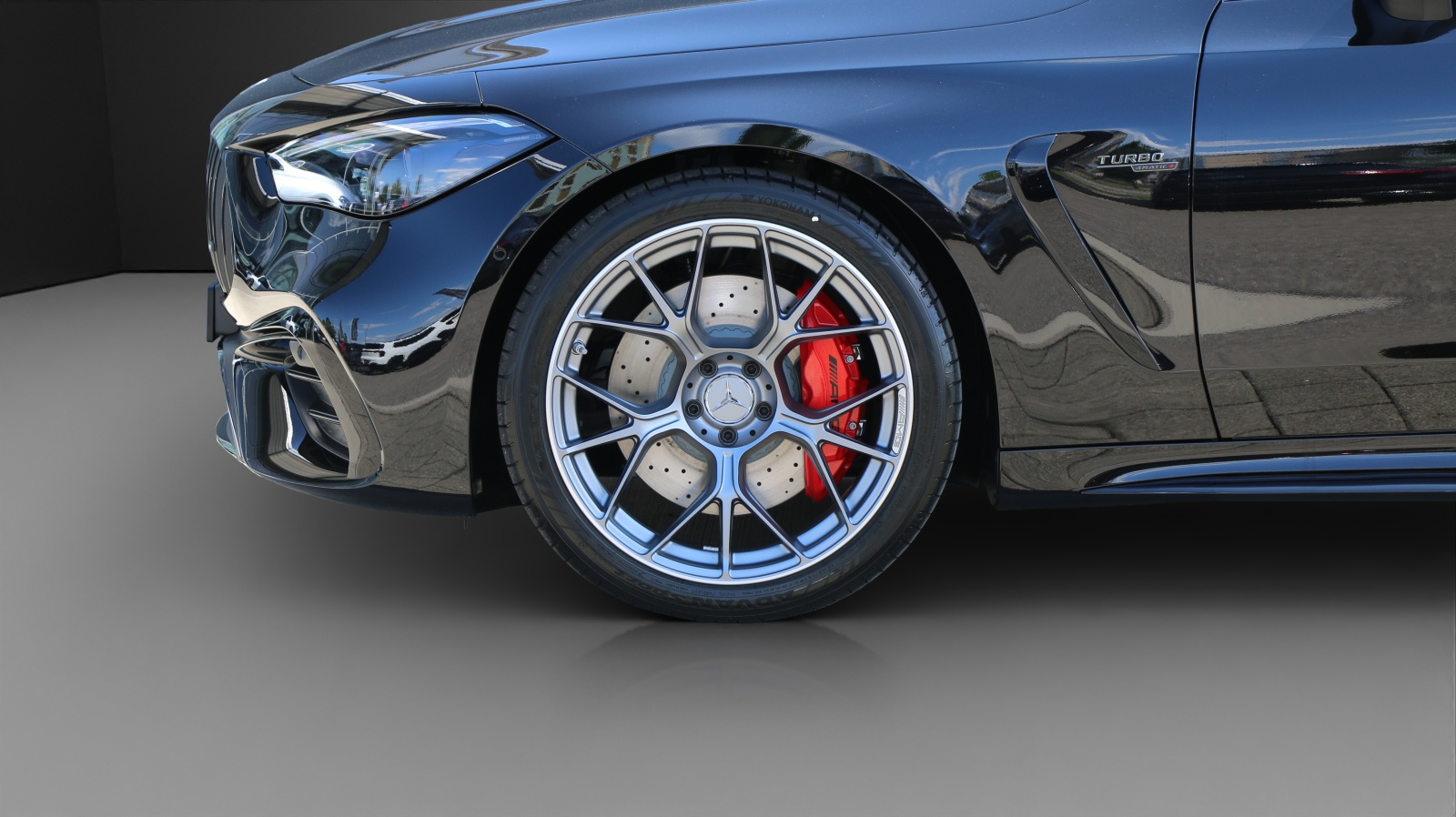 MERCEDES-BENZ AMG CLE 53 4MATIC+ Cabriolet-image-24