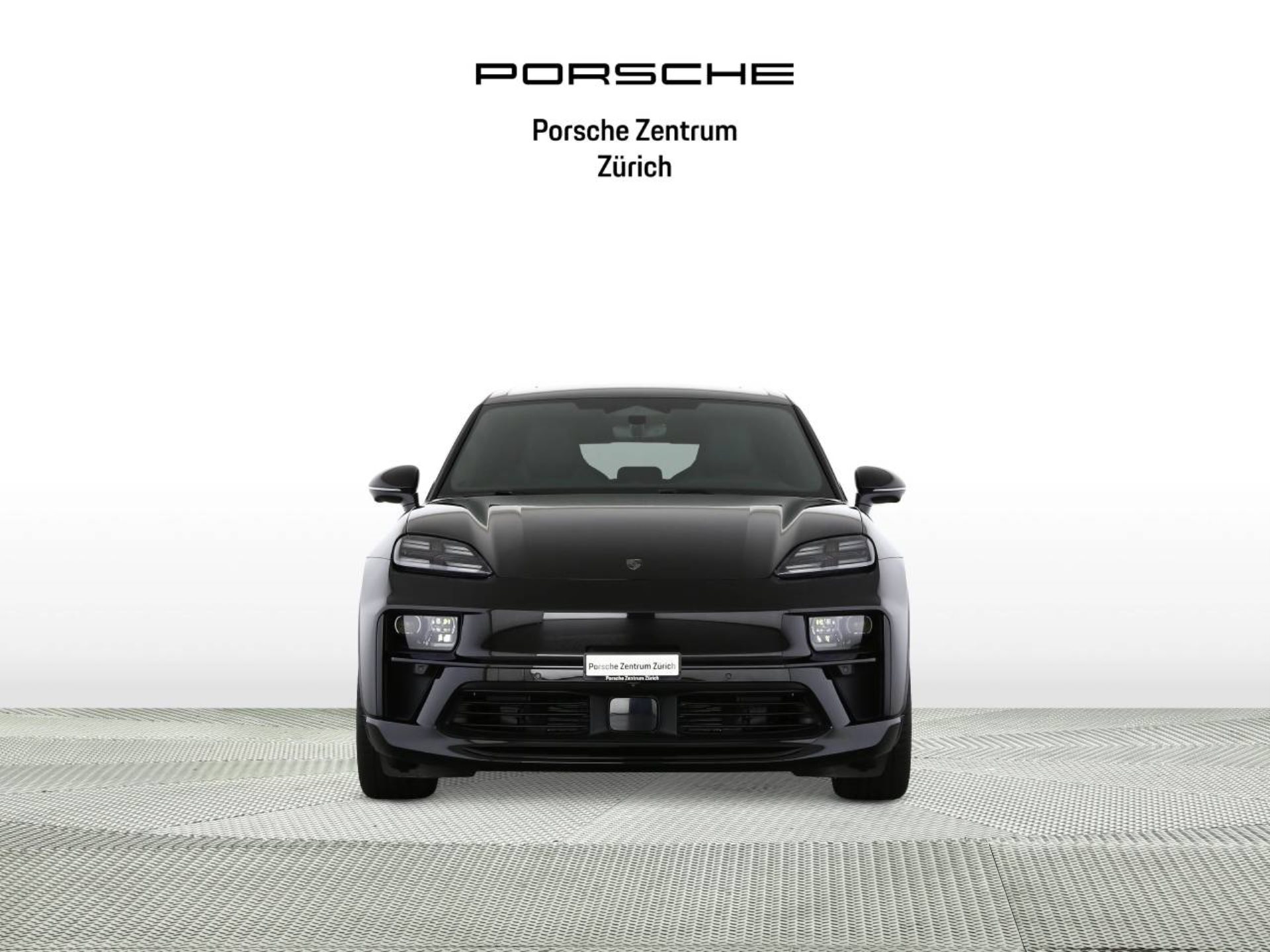 PORSCHE Macan Turbo-image-5