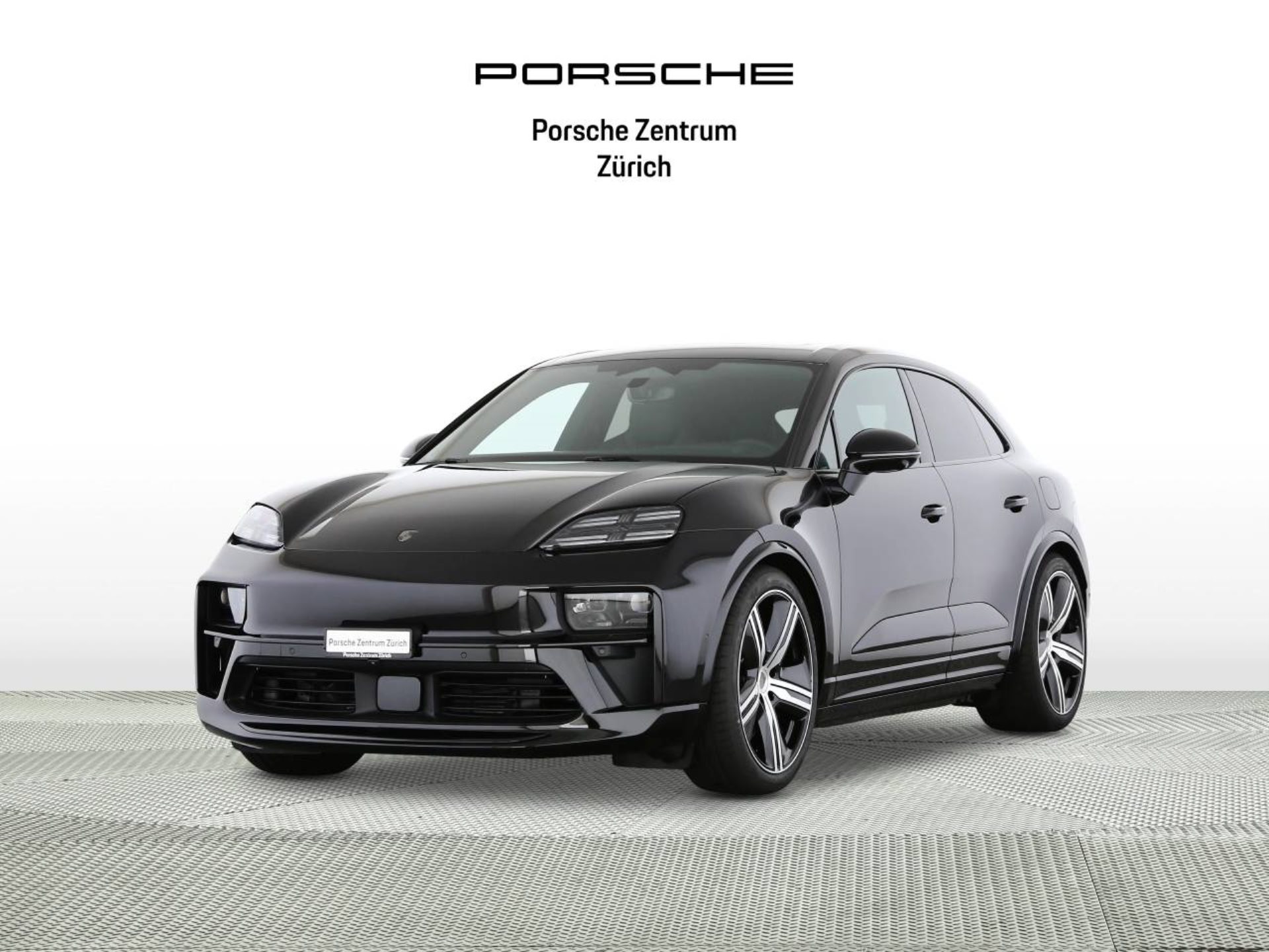 PORSCHE Macan Turbo-image-0