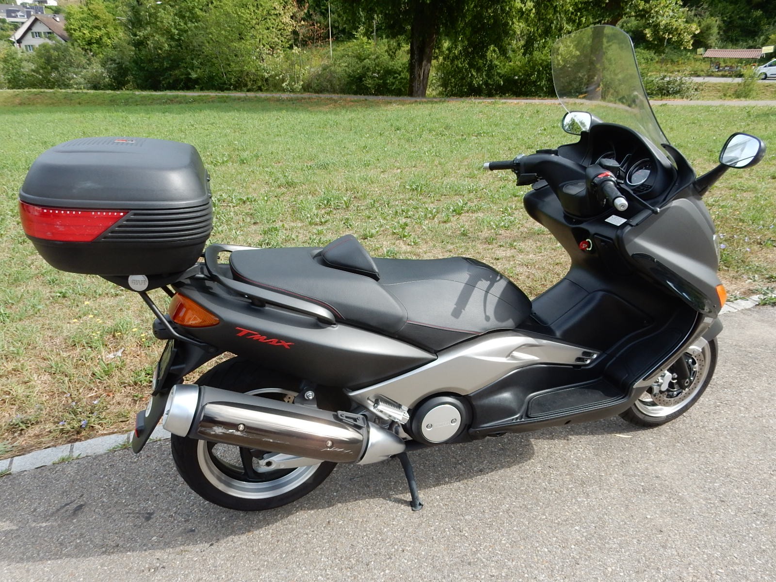 YAMAHA T-MAX XP 500 Black Max ABS-image-3
