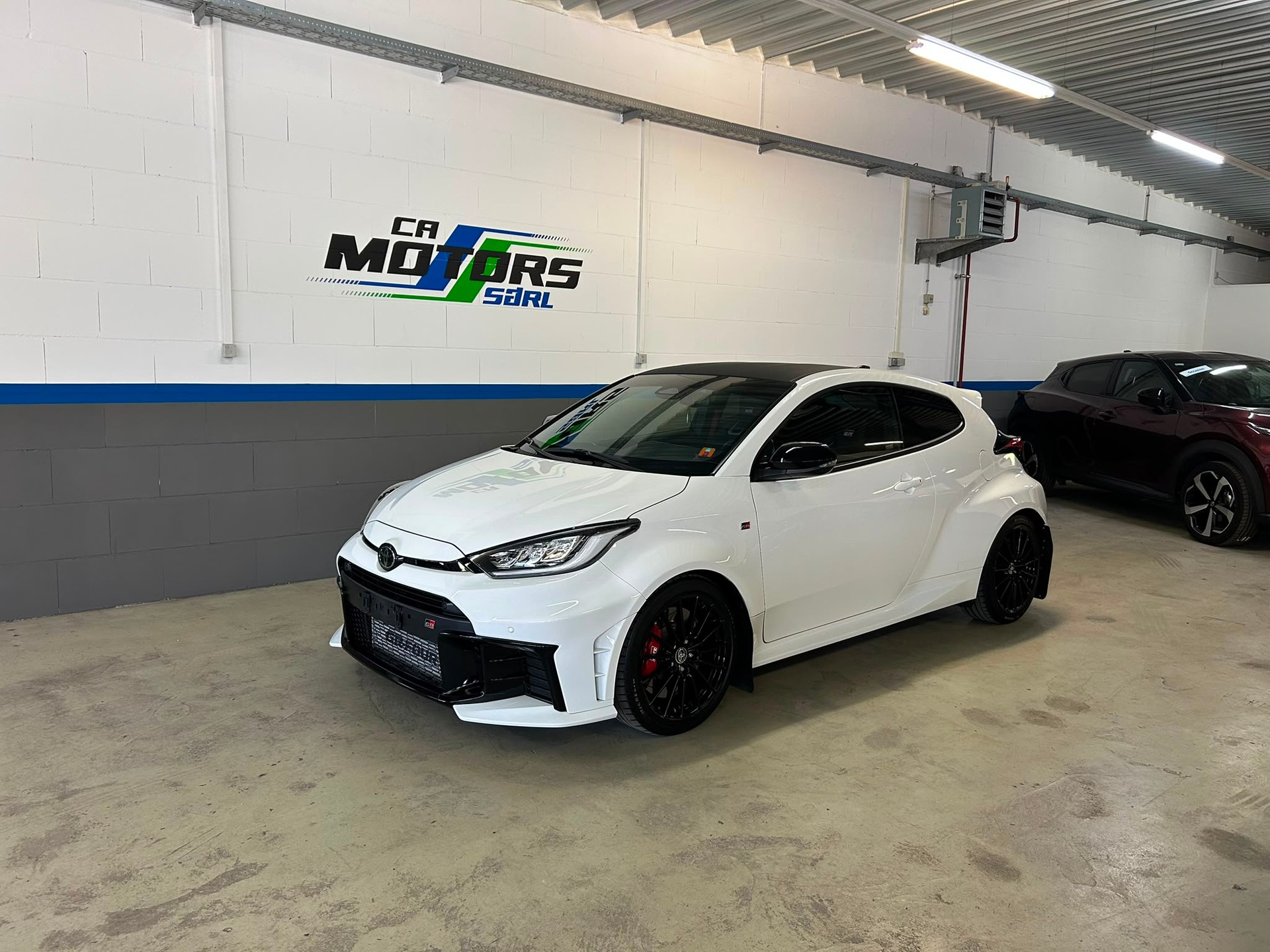 TOYOTA Yaris 1.6 GR Sport-image-0