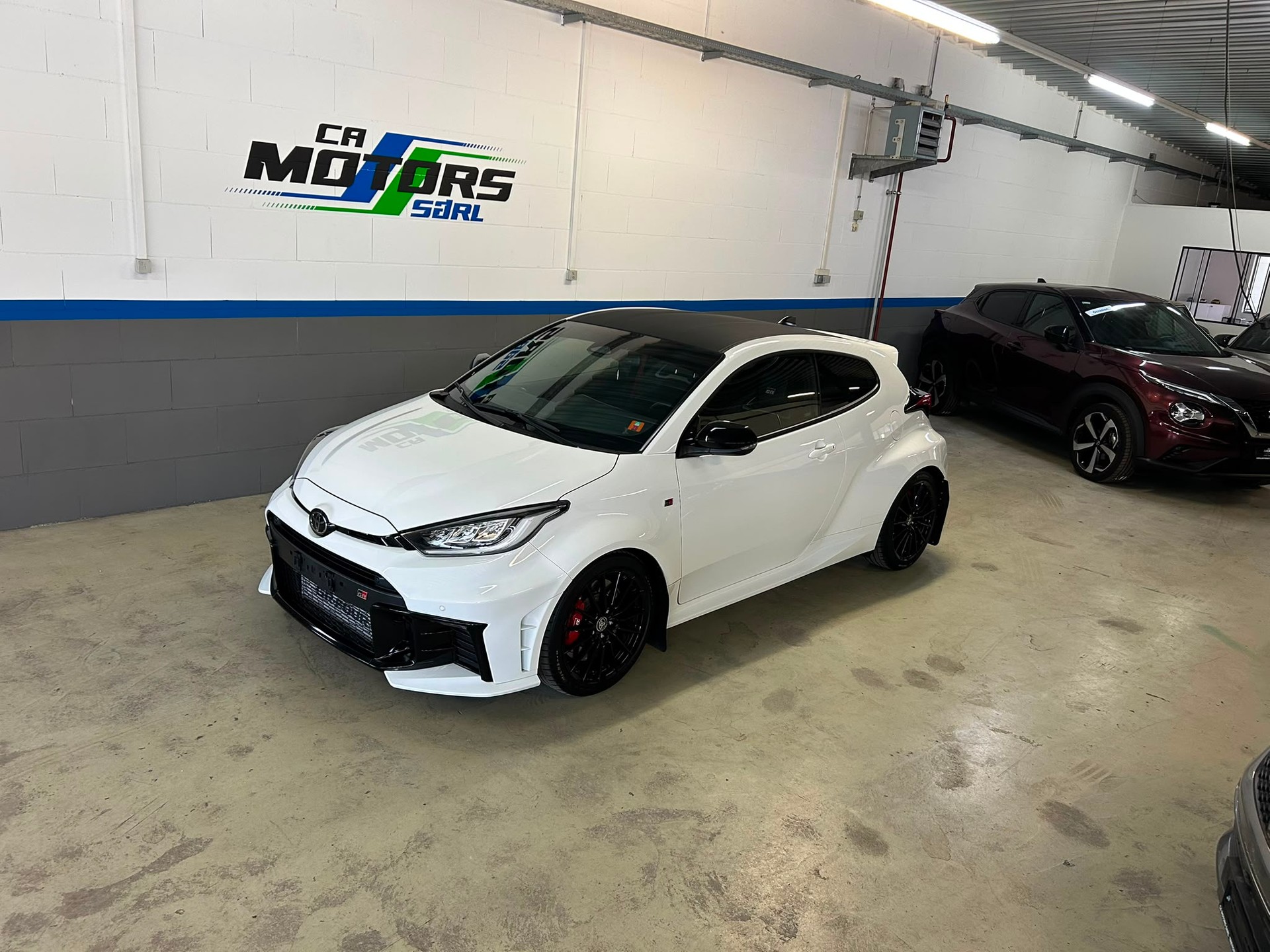 TOYOTA Yaris 1.6 GR Sport-image-1
