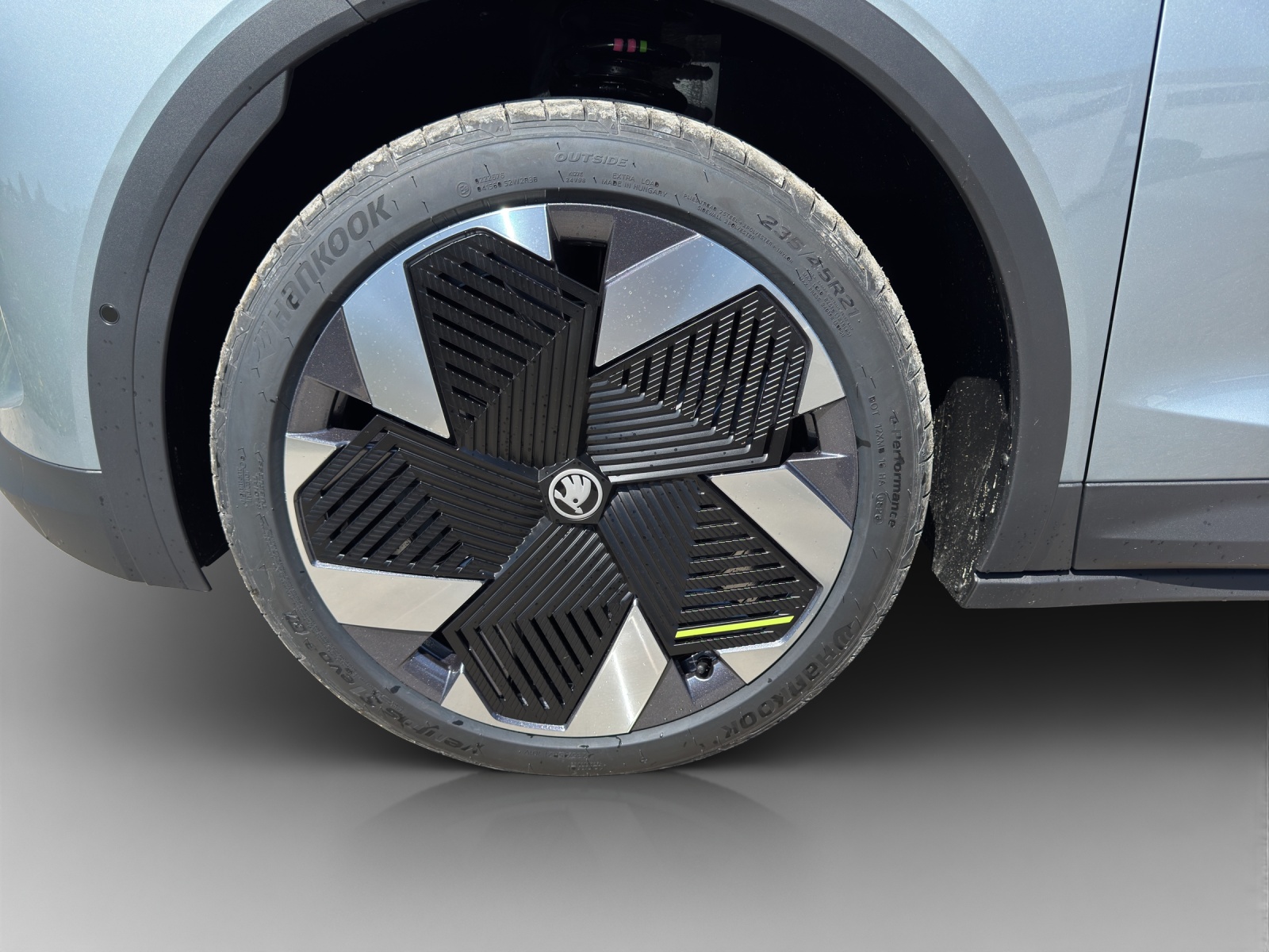 SKODA Elroq RS 4x4-image-14