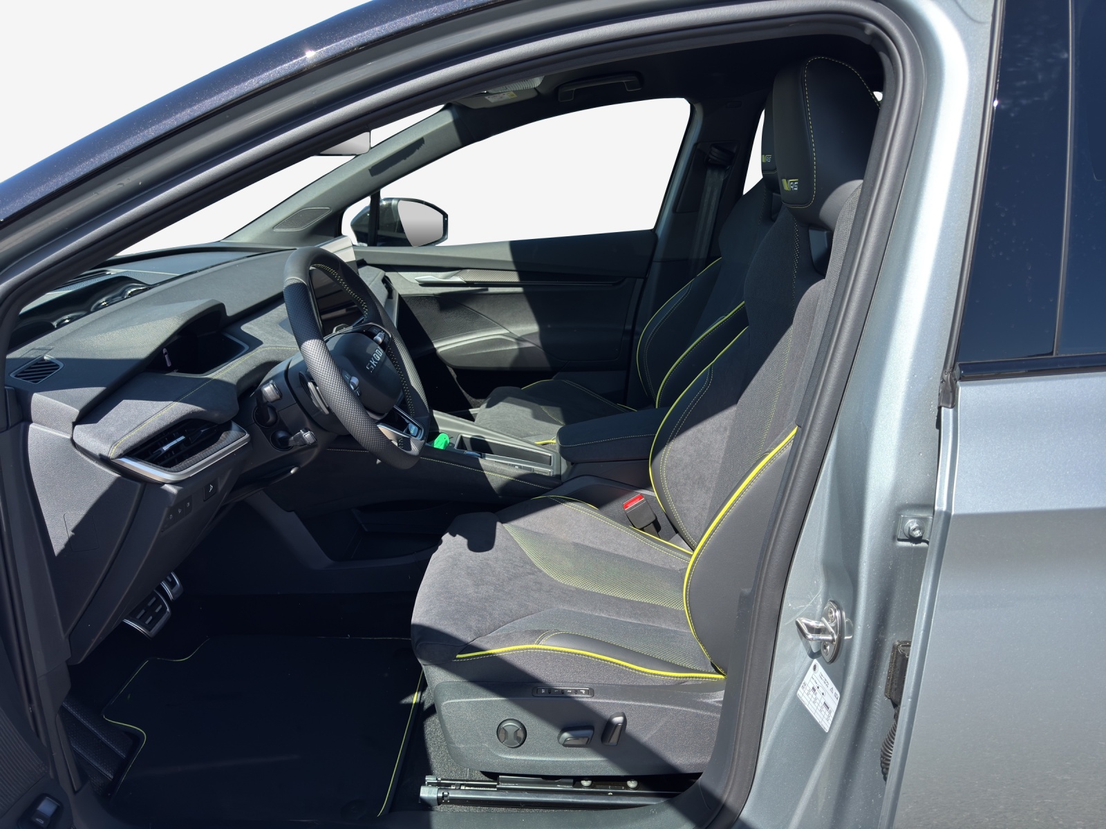 SKODA Elroq RS 4x4-image-7