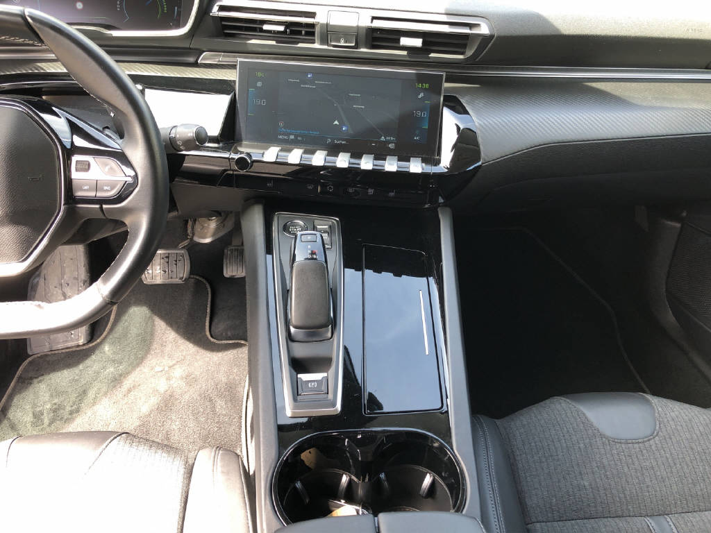 PEUGEOT 508 SW 1.6 Plug-in Hybrid Allure Pack-image-6