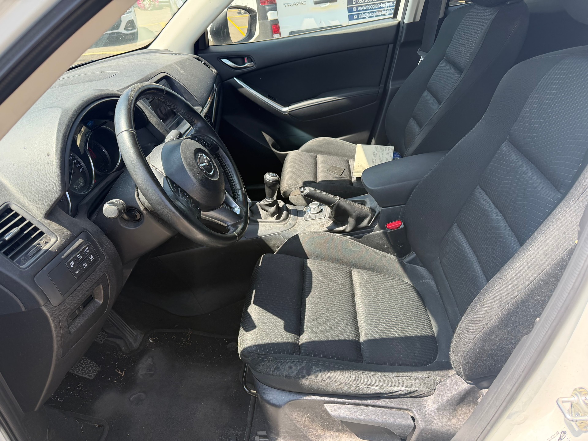 MAZDA CX-5 2.2 D Ambition FWD-image-8
